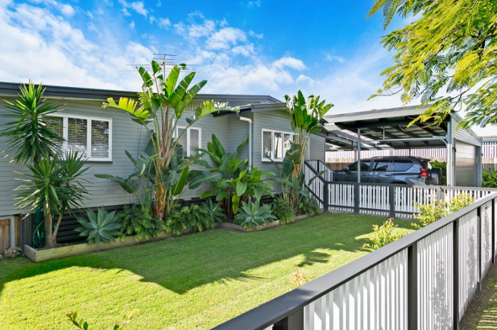 20 Annie Street, Woody Point, QLD 4019