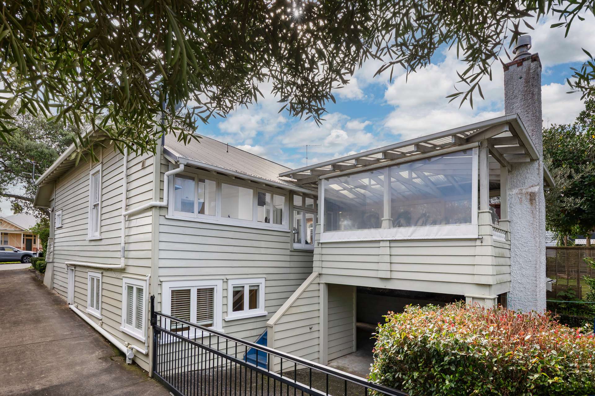 5 Tenterden Avenue photo 25