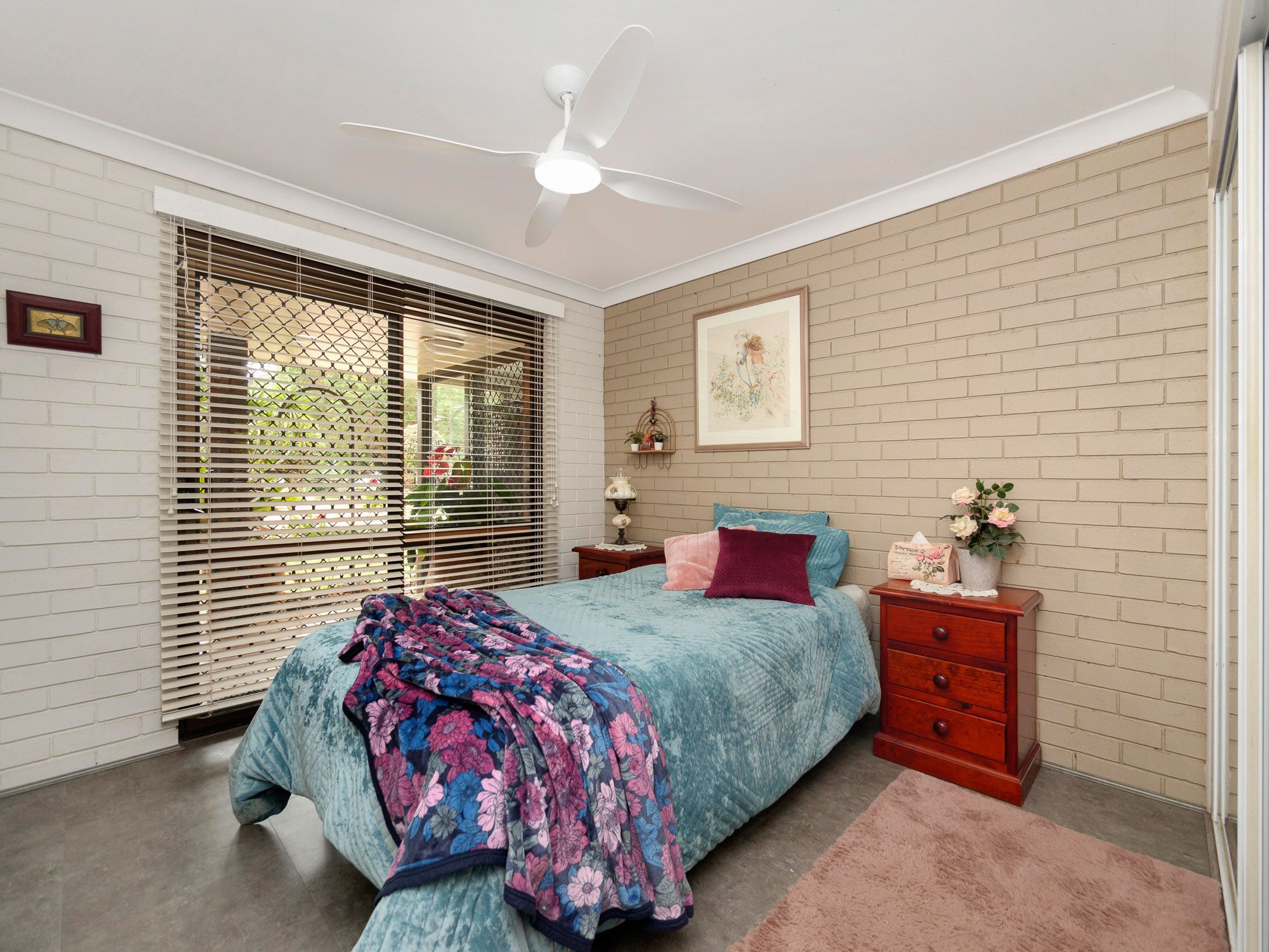 322 Alphadale Road — photo 16 of 29