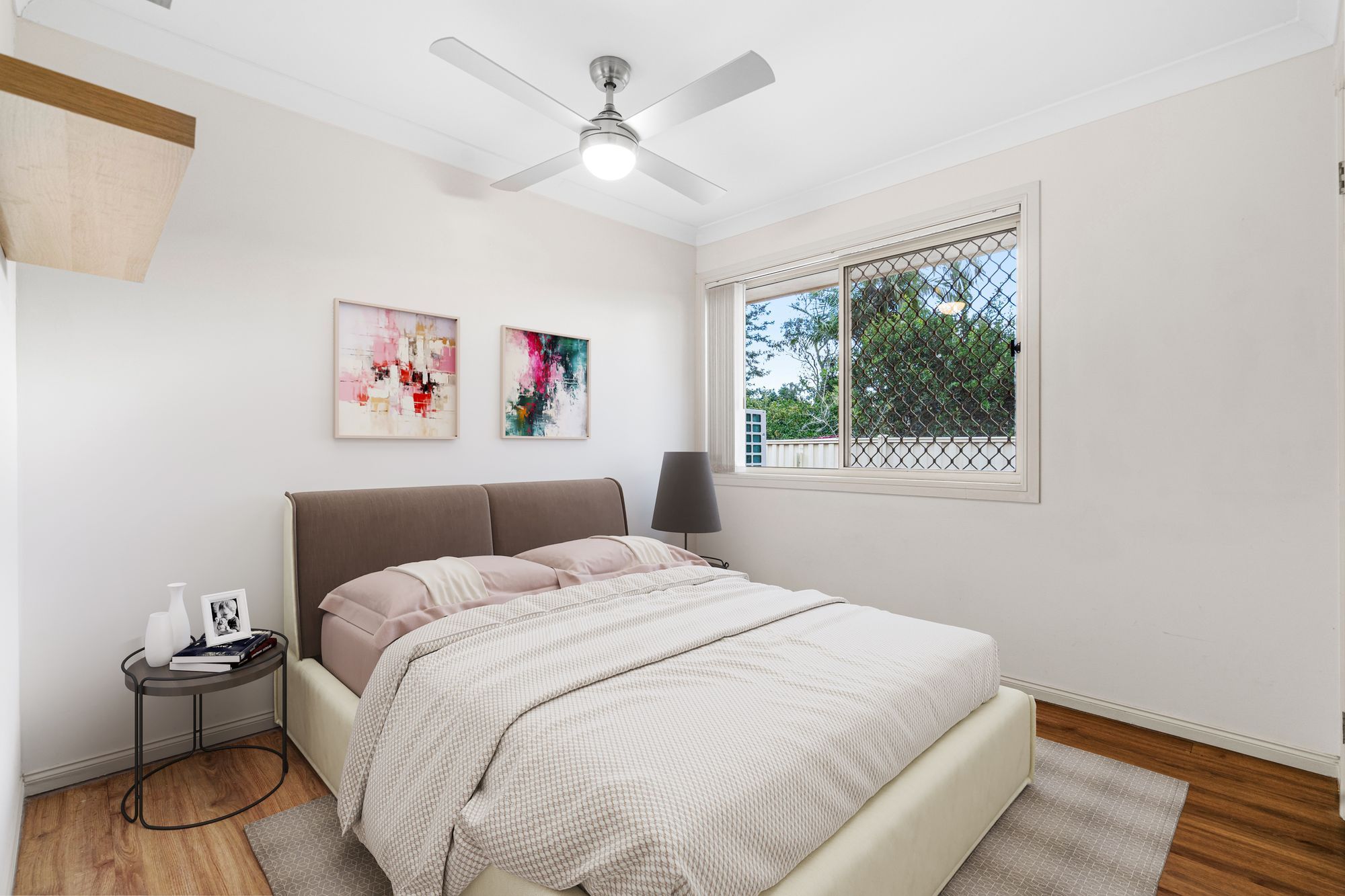 42 Yvonne Crescent — photo 11 of 20