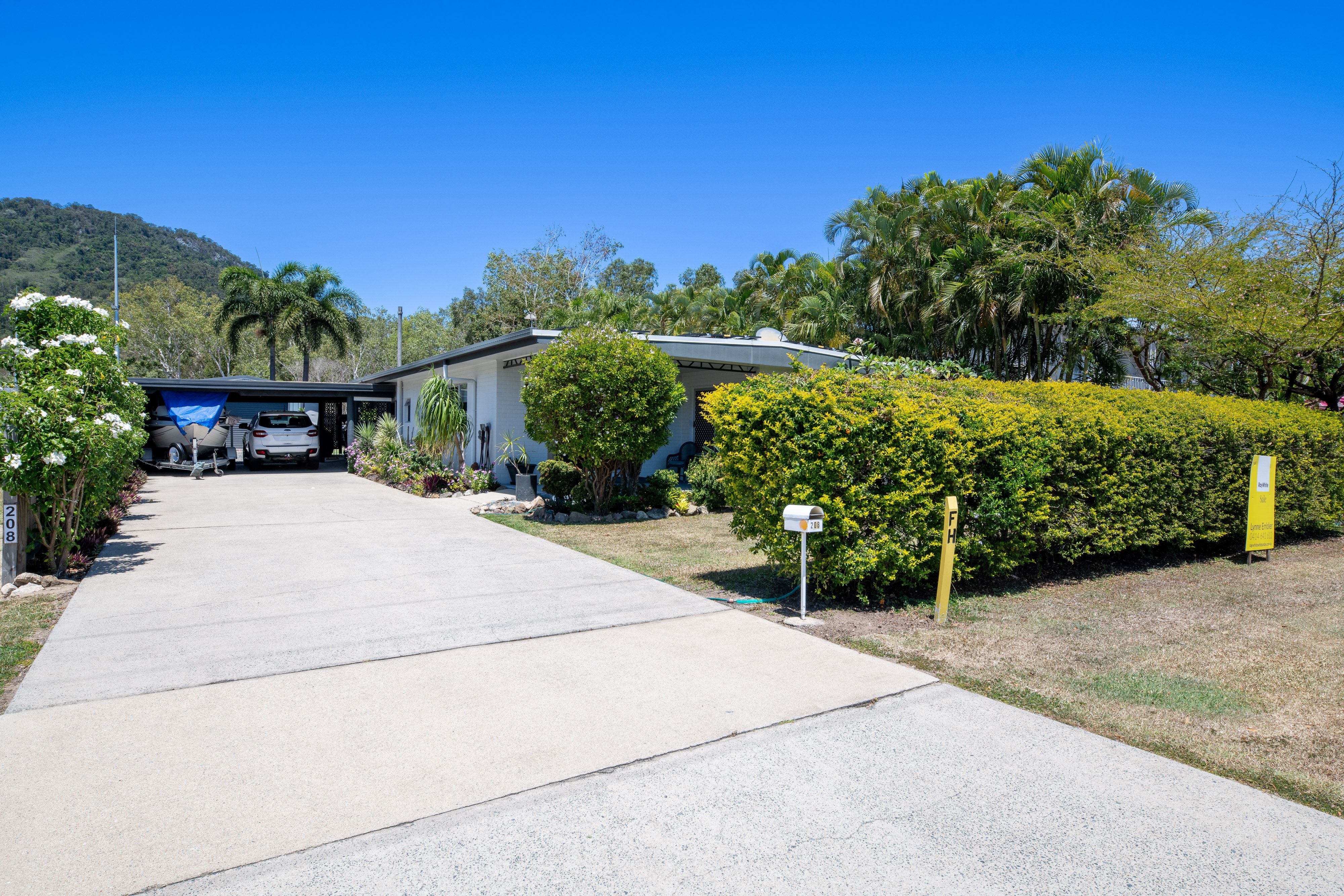 208 Shute Harbour Road — photo from Ray White Whitsunday