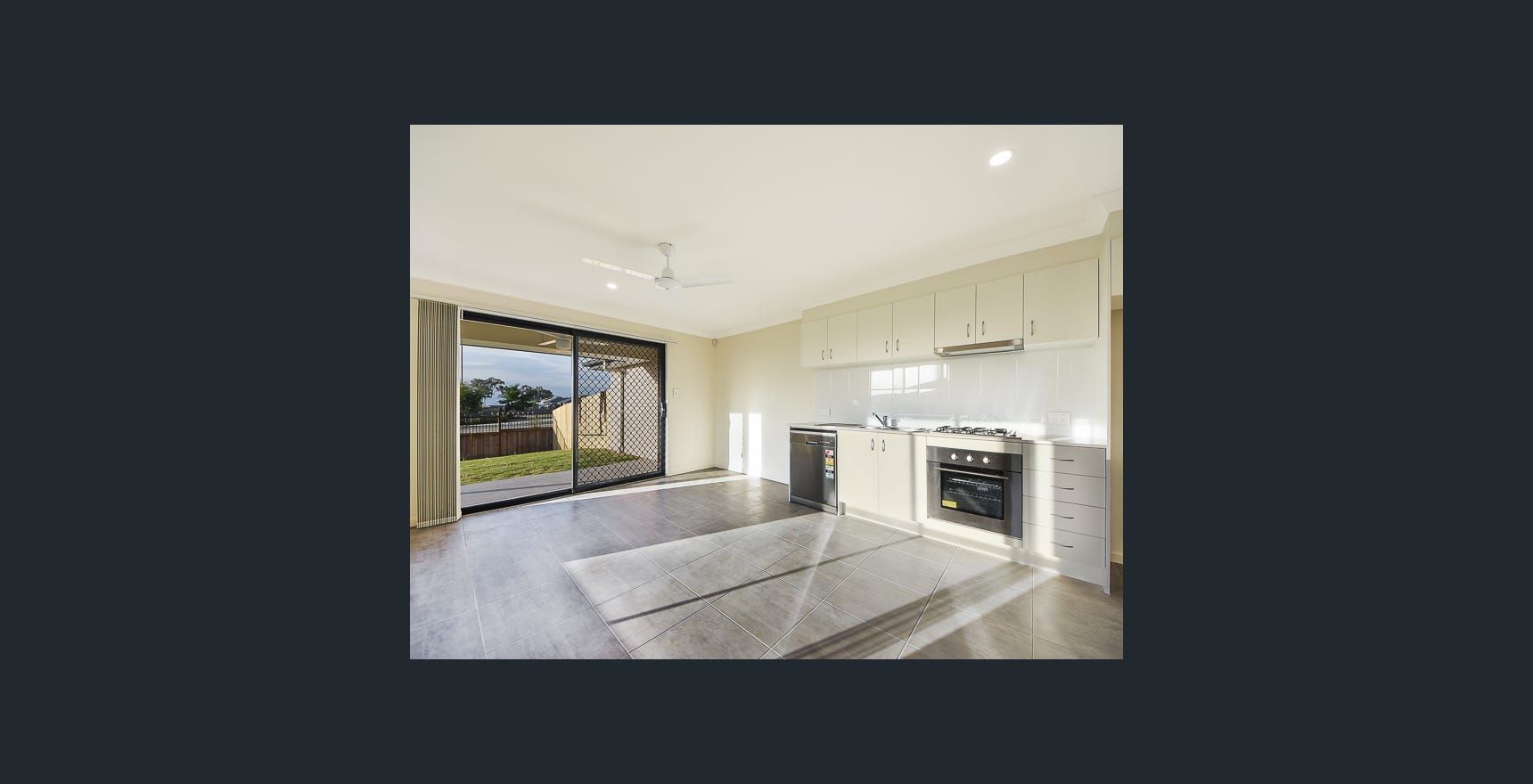 1/22 Westall Place, Redbank Plains, QLD 4301