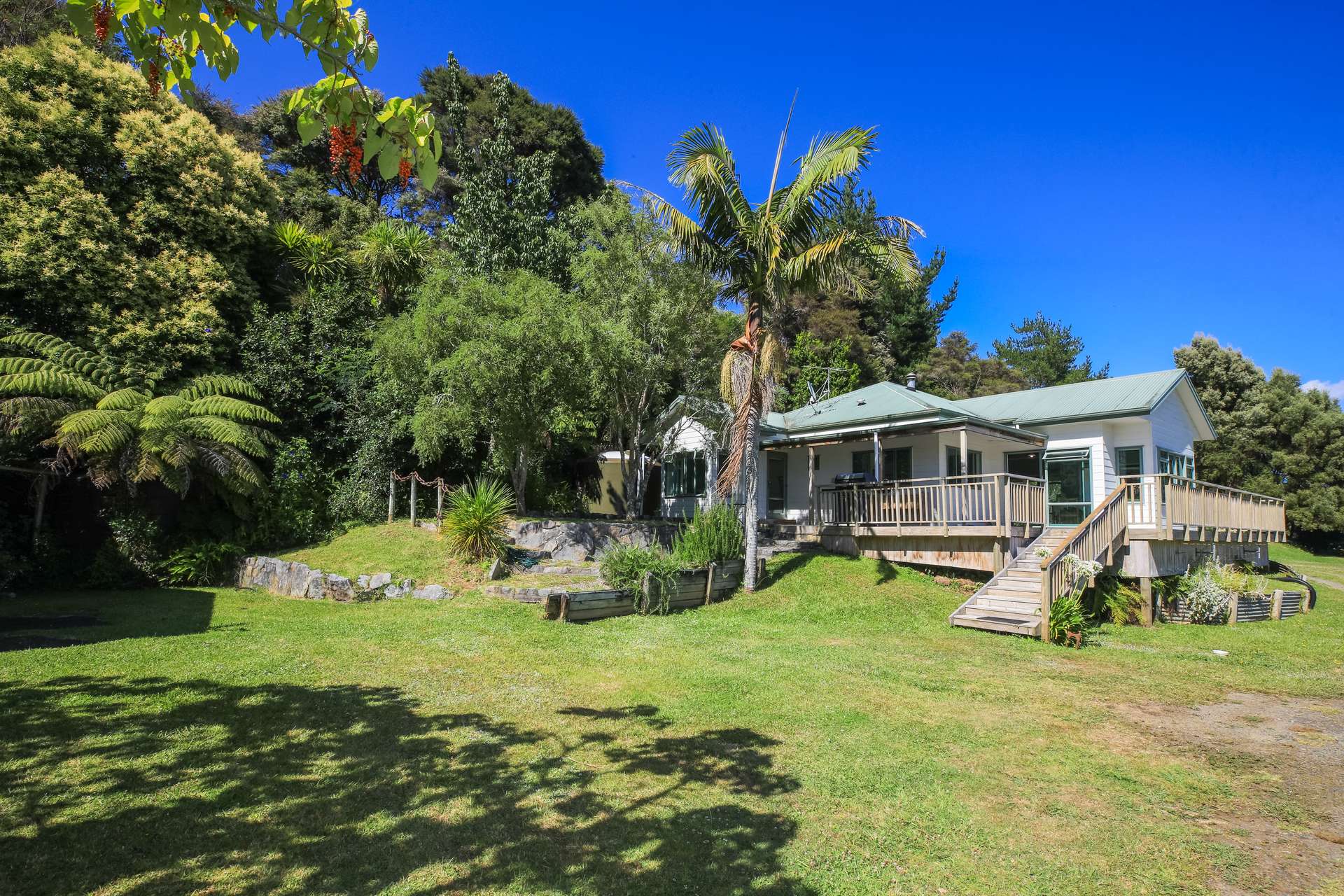 4398 Kawhia Road photo 2