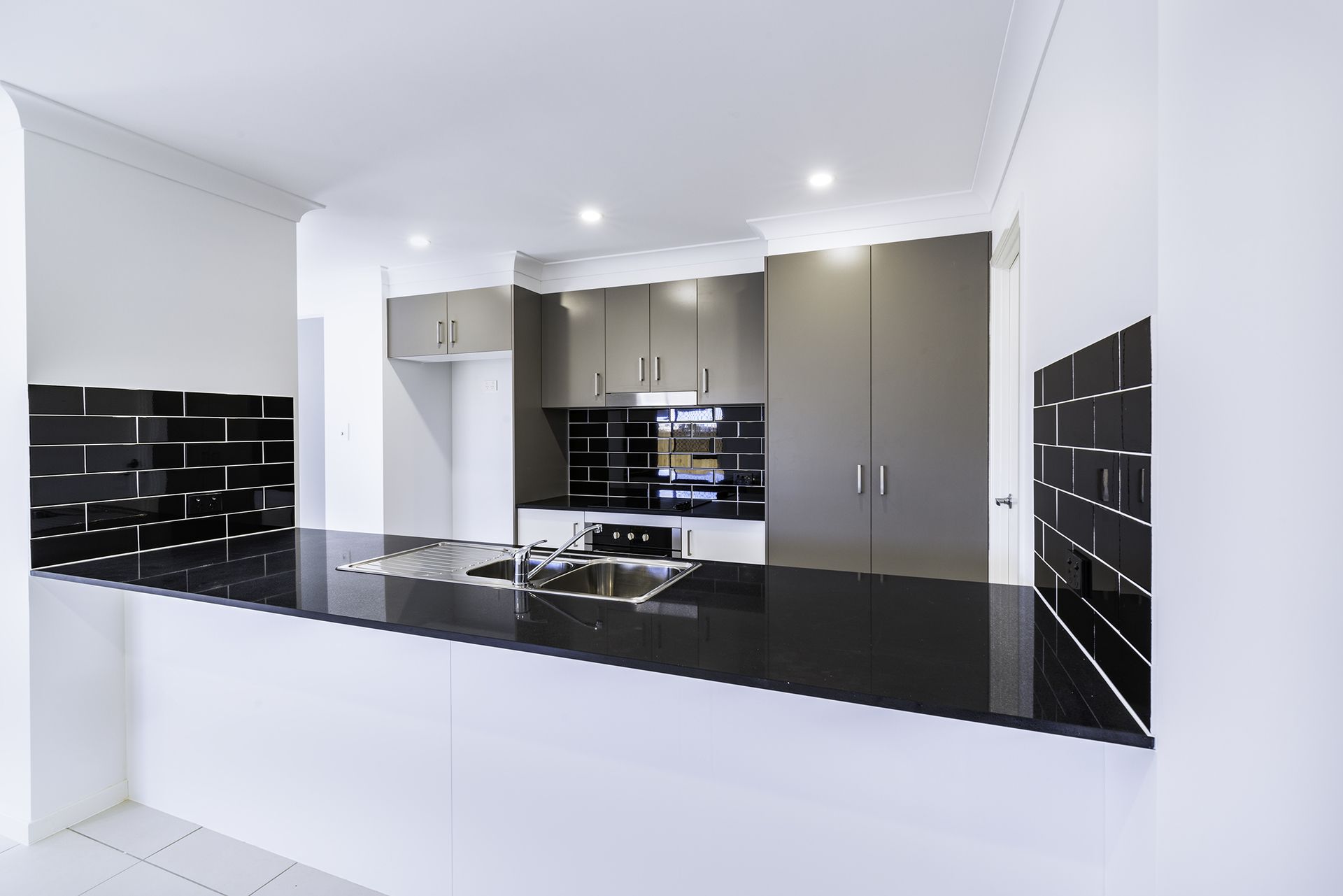 74 Lakeview Promenade, Newport, QLD 4020