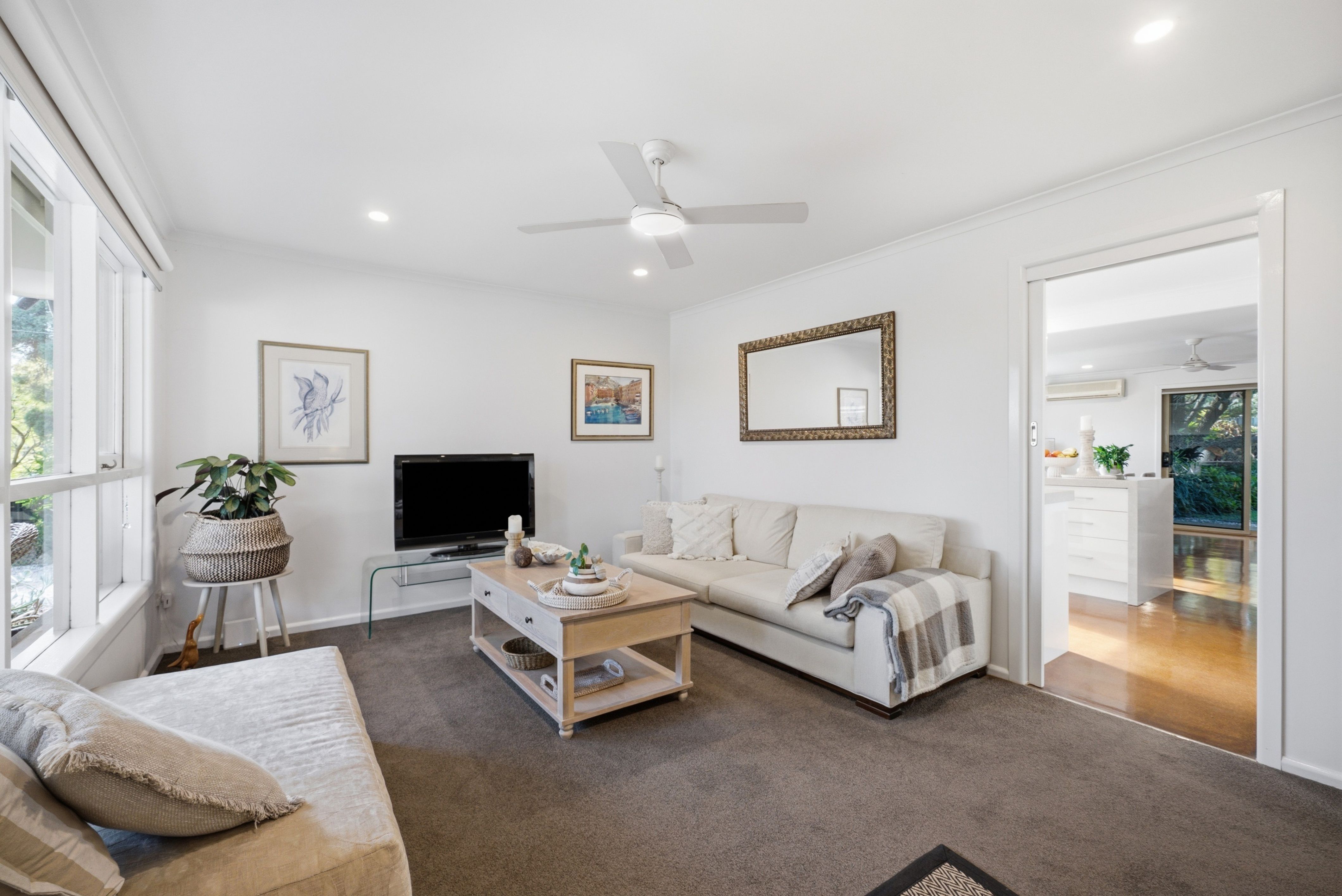 3 Camelia Crescent — photo 3 of 18