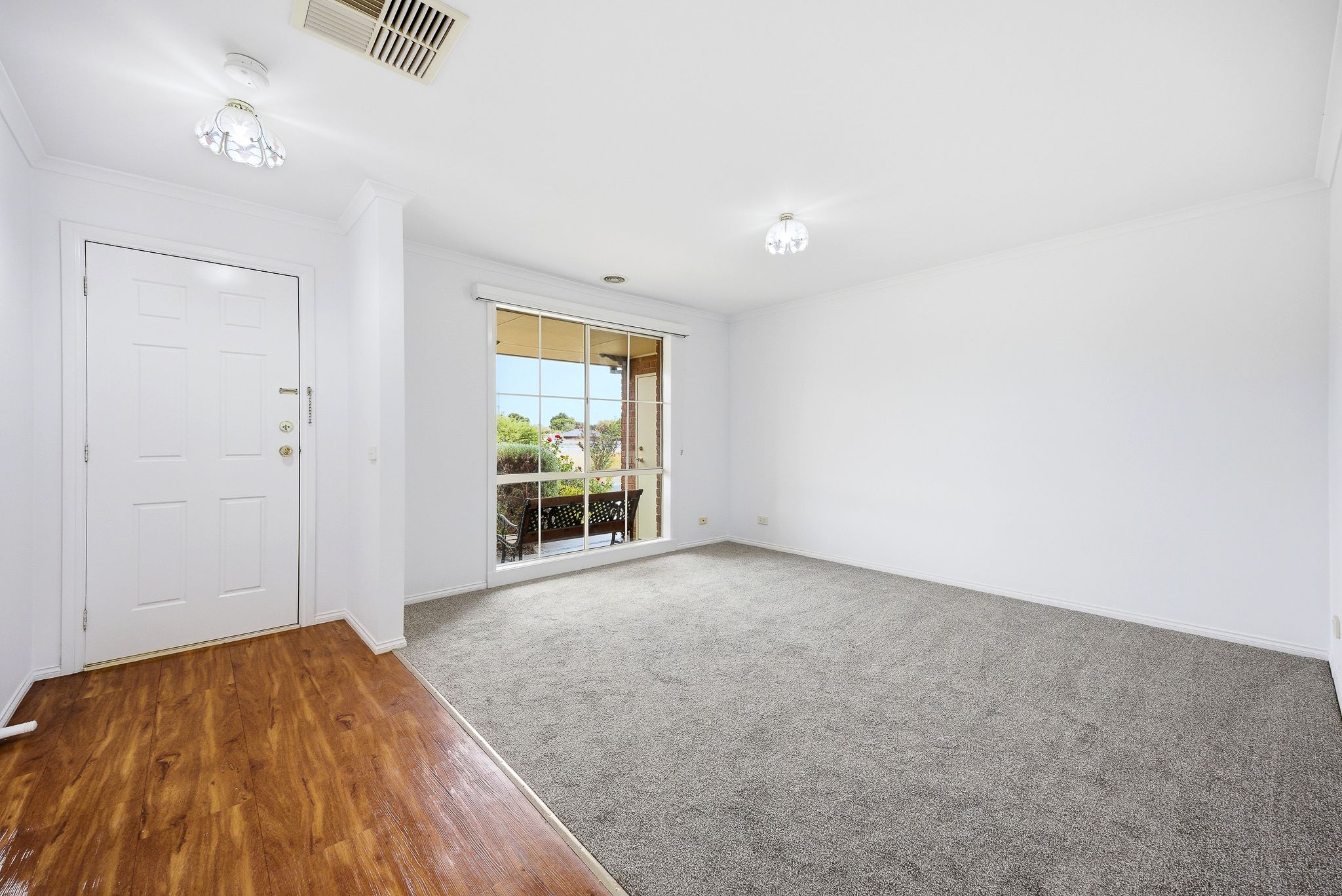 19 Jagger Circuit, Cranbourne East, VIC 3977