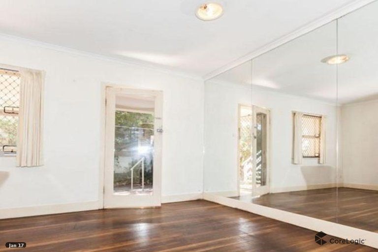 2/29 Leonard Avenue, Surfers Paradise, QLD 4217