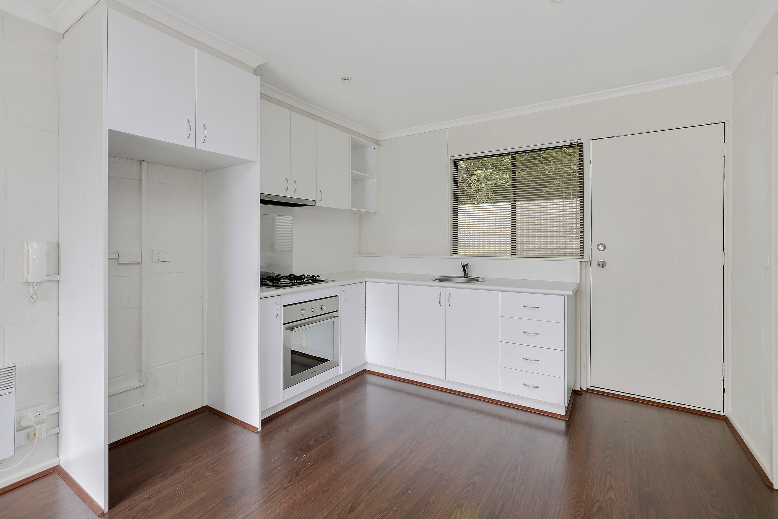 6/30 Albert Street, Geelong West, VIC 3218