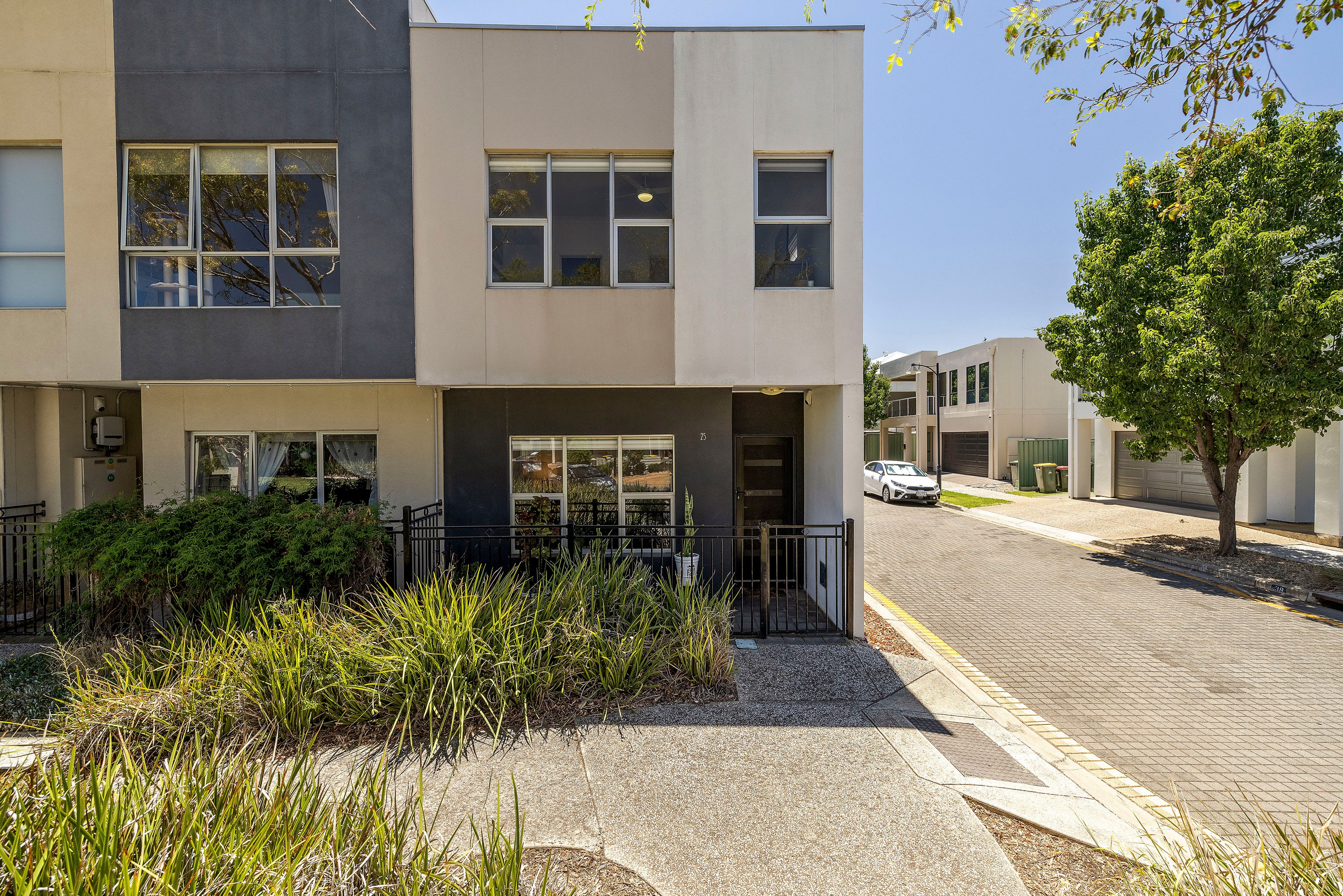 25 Hope Lane, Mawson Lakes, SA 5095