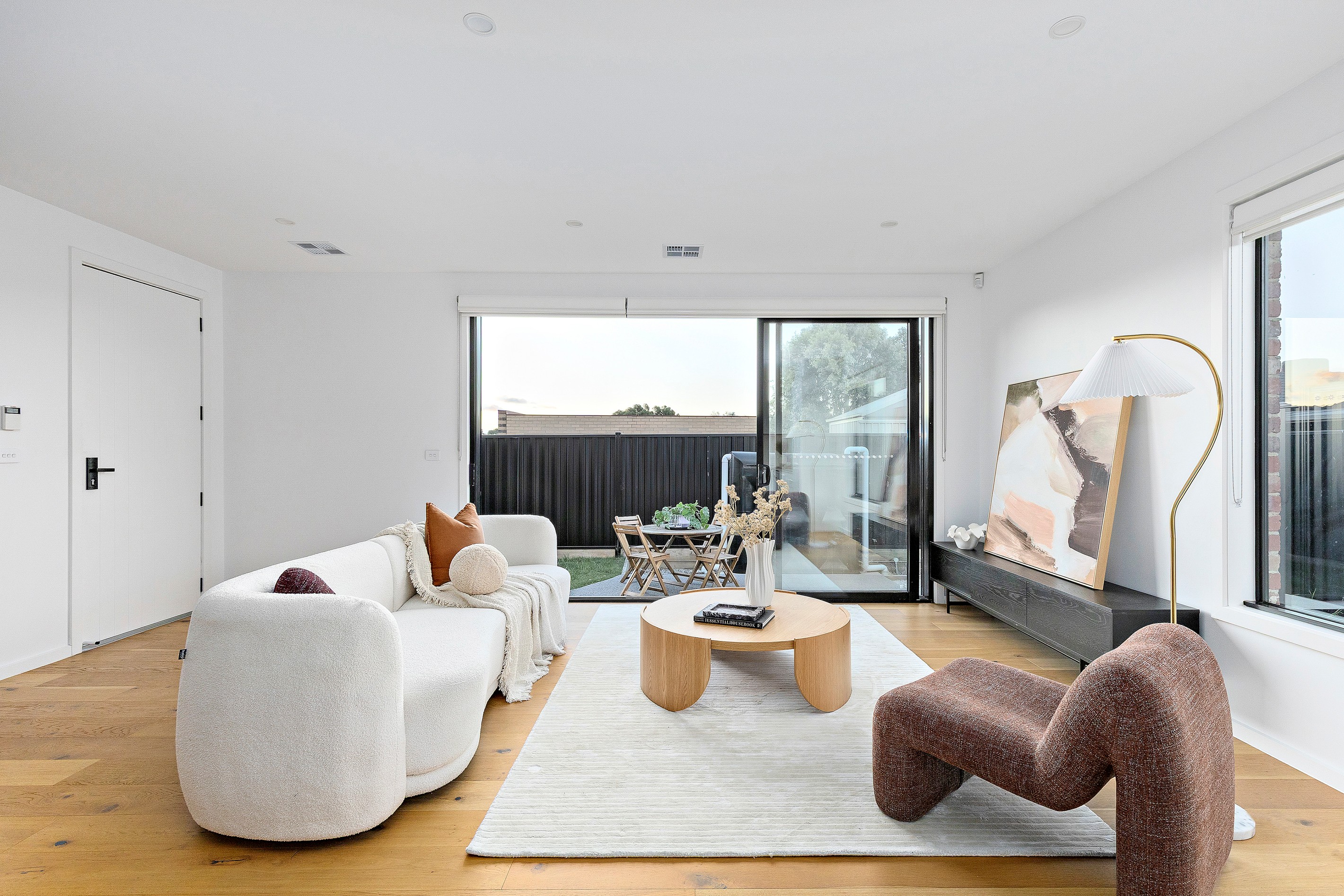 2/14 Sandra Avenue, Fawkner, VIC 3060