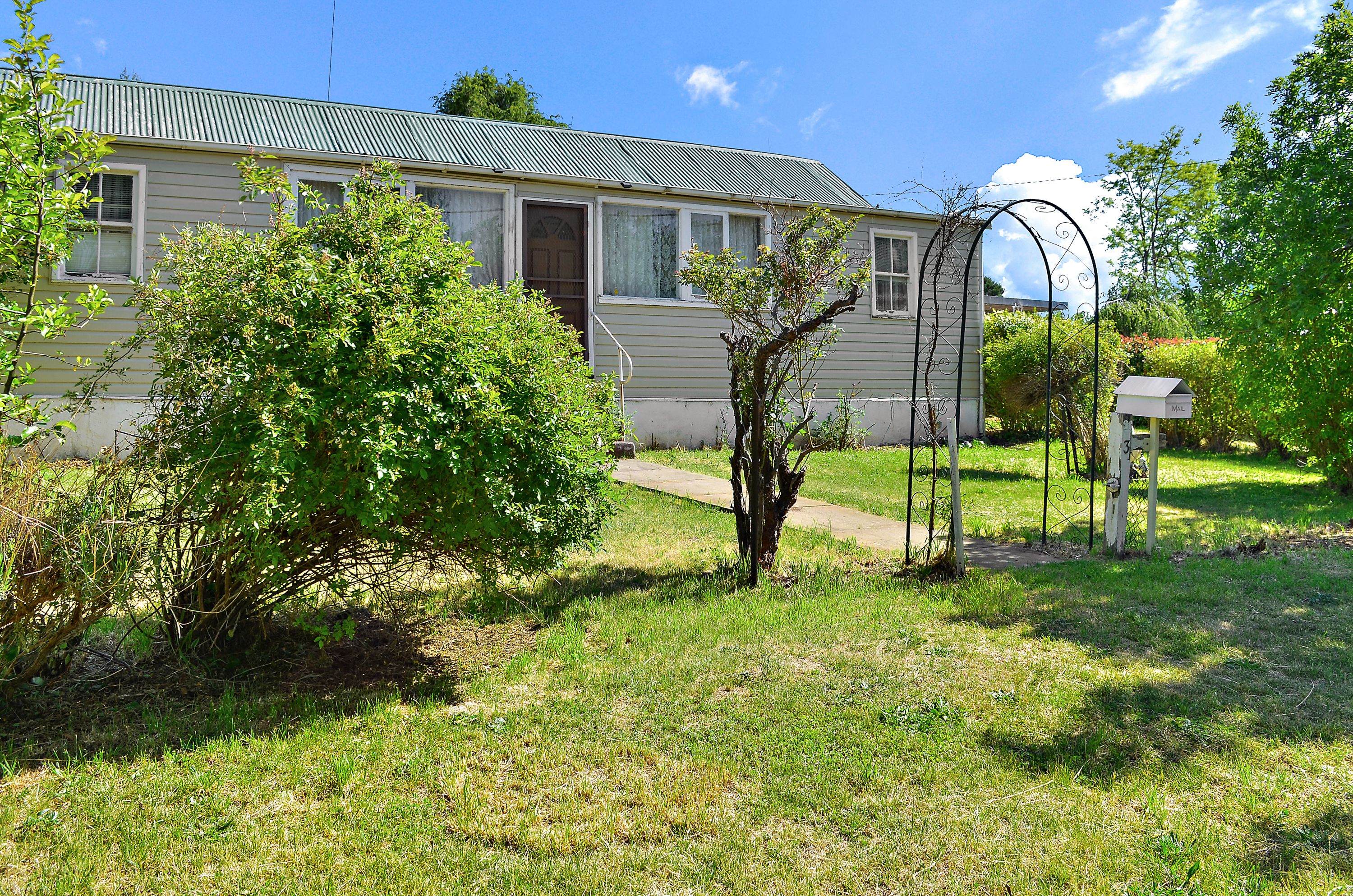 3 York Street, Adaminaby, NSW 2629