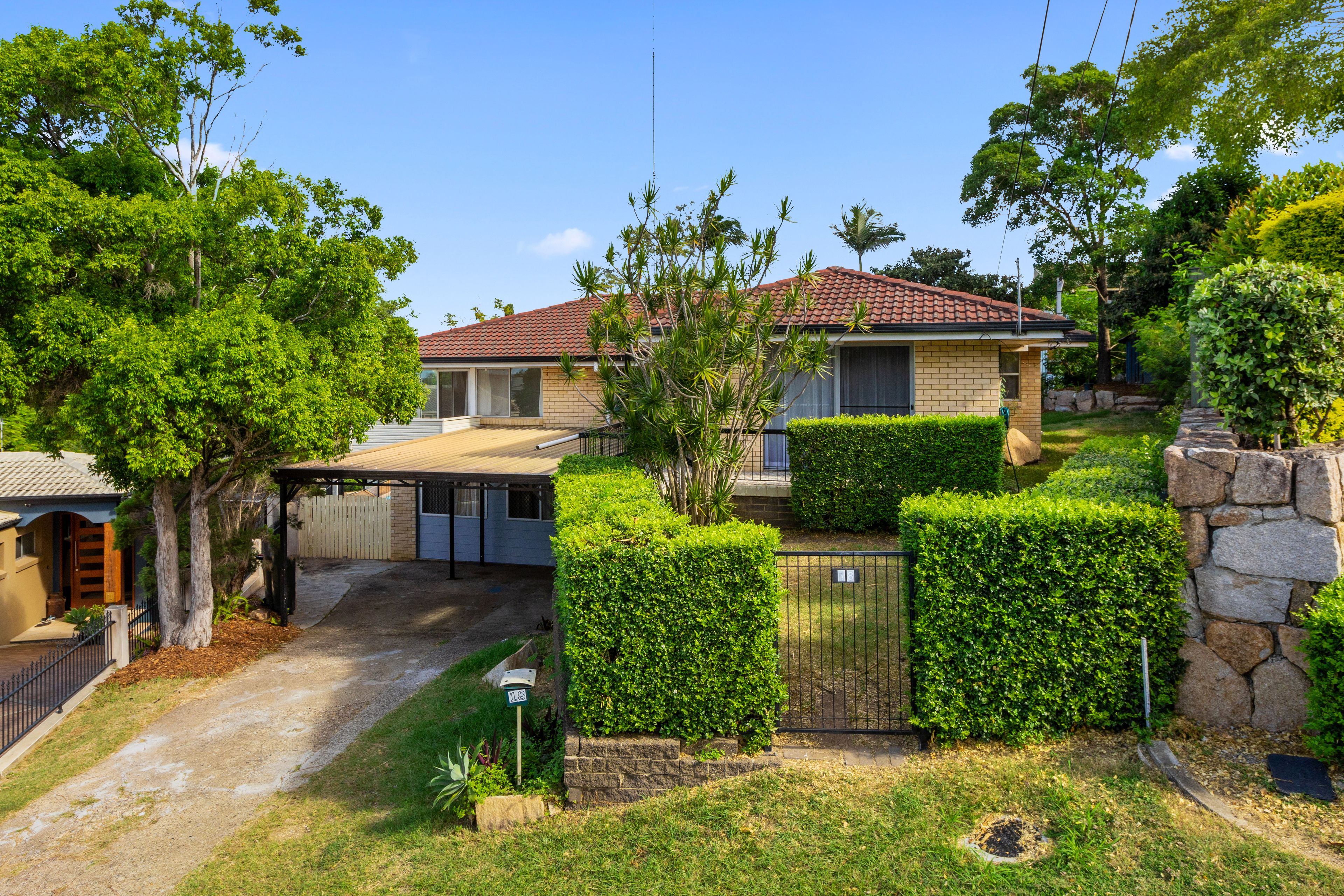 18 Treacher Street, Upper Mount Gravatt QLD 4122