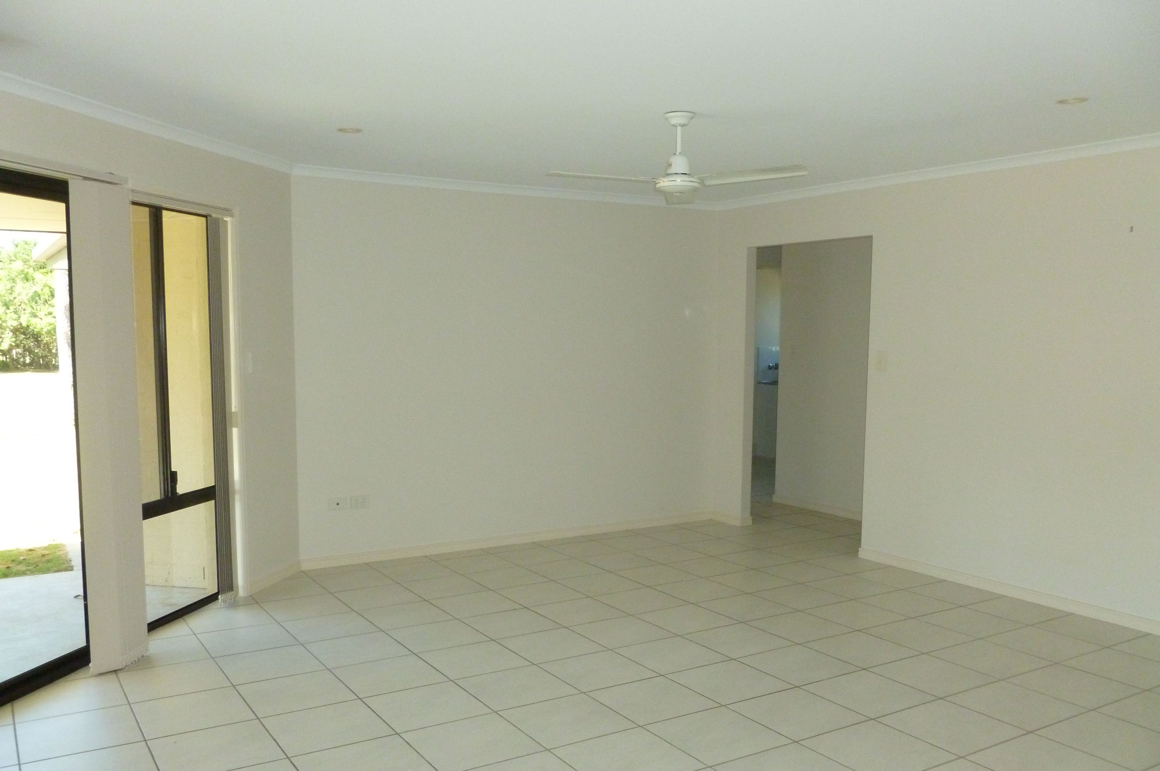 1 Northwest Bay Court, Wondunna, QLD 4655