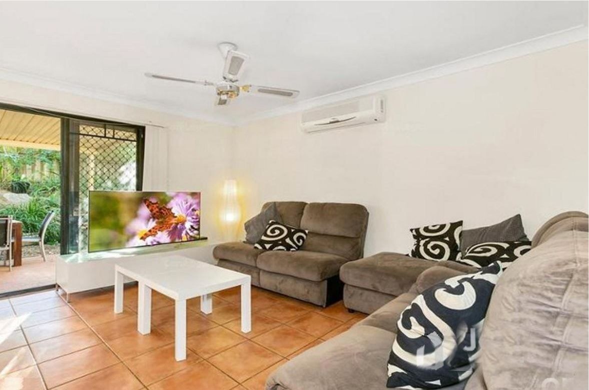 2/18 Delavan Street, Wishart, QLD 4122