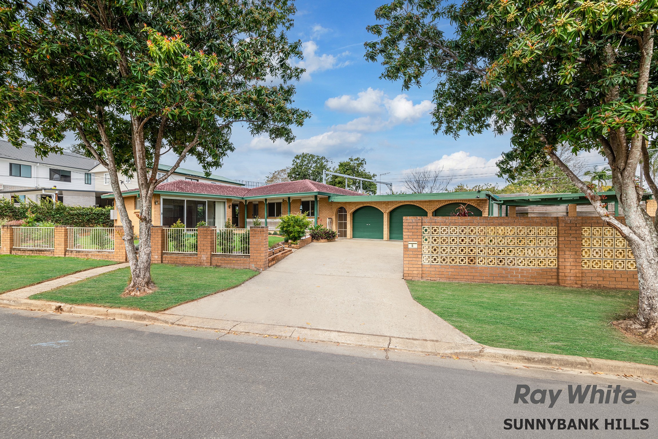 8 Albyn Road, Sunnybank, QLD 4109