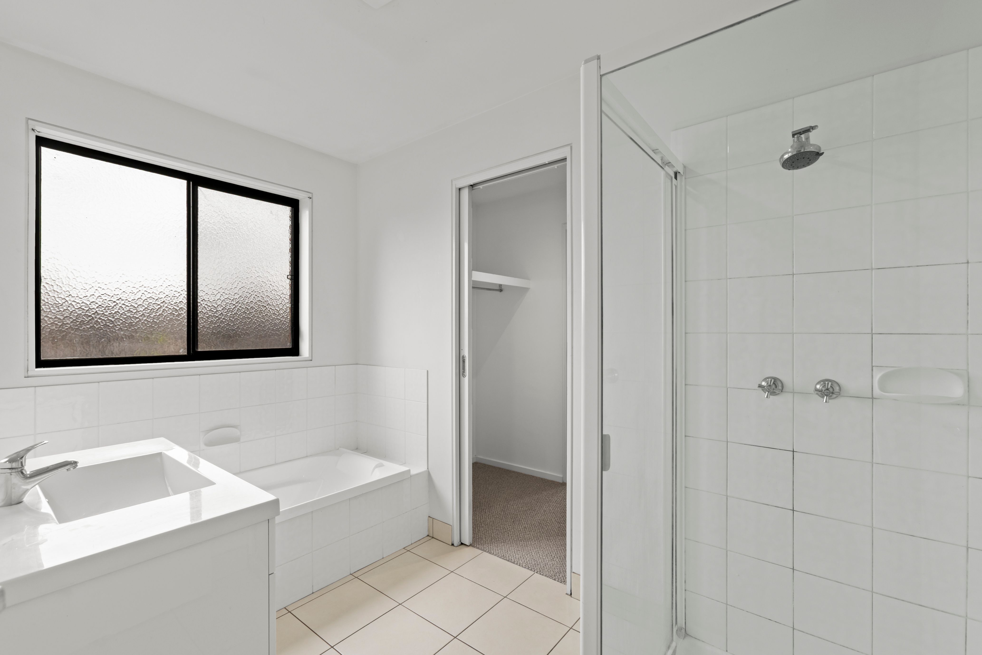 34 Daly Boulevard — photo 10 of 13