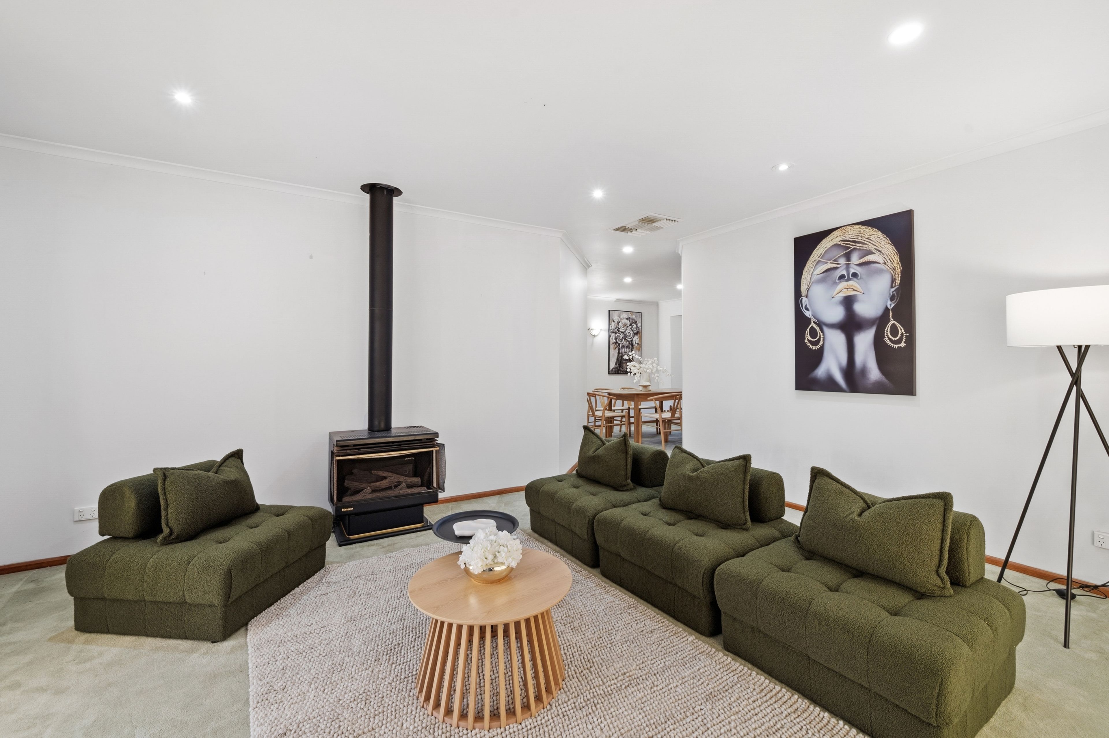 1 Abercrombie Court — photo 3 of 20