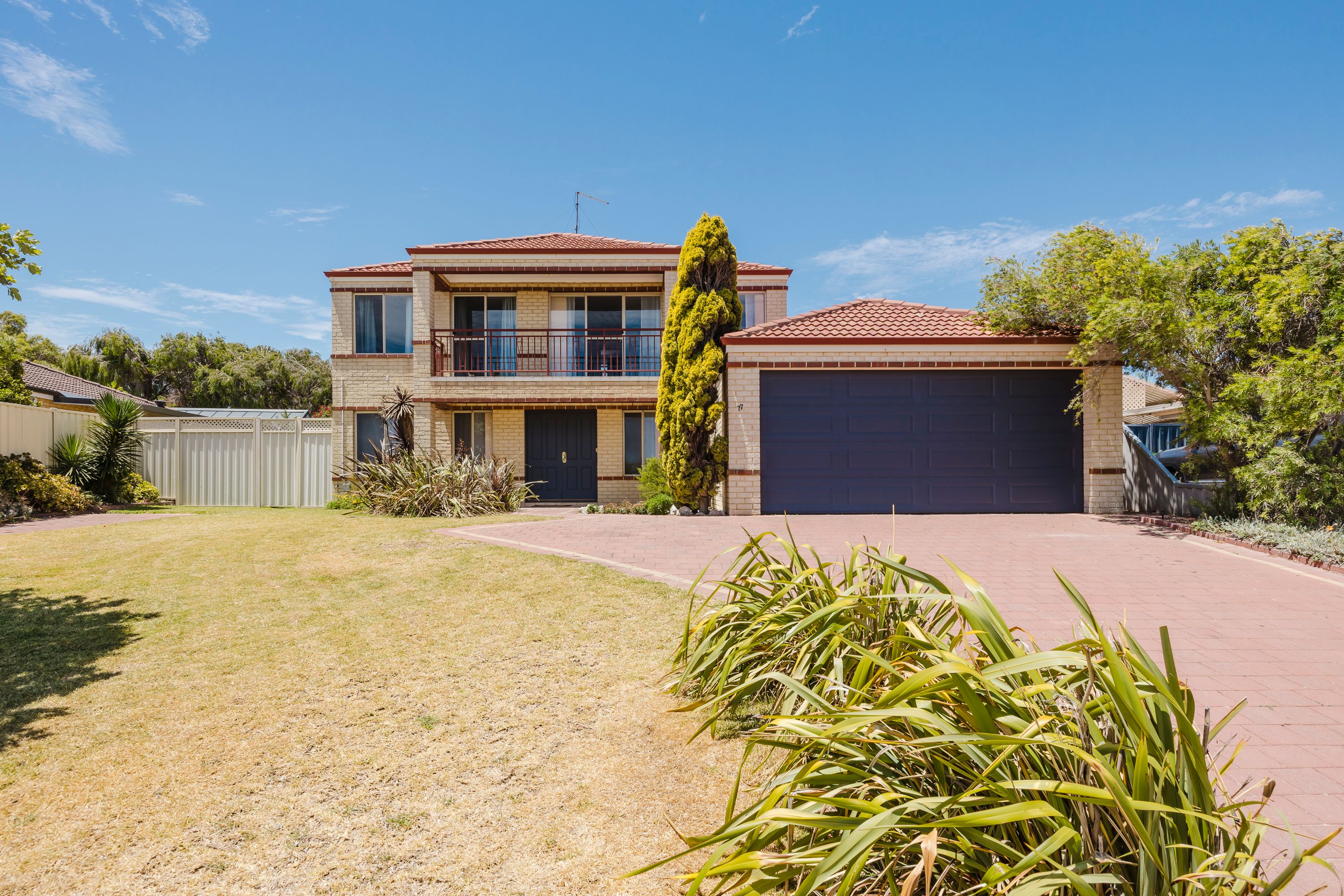77 Whitfield Drive, Two Rocks, WA 6037