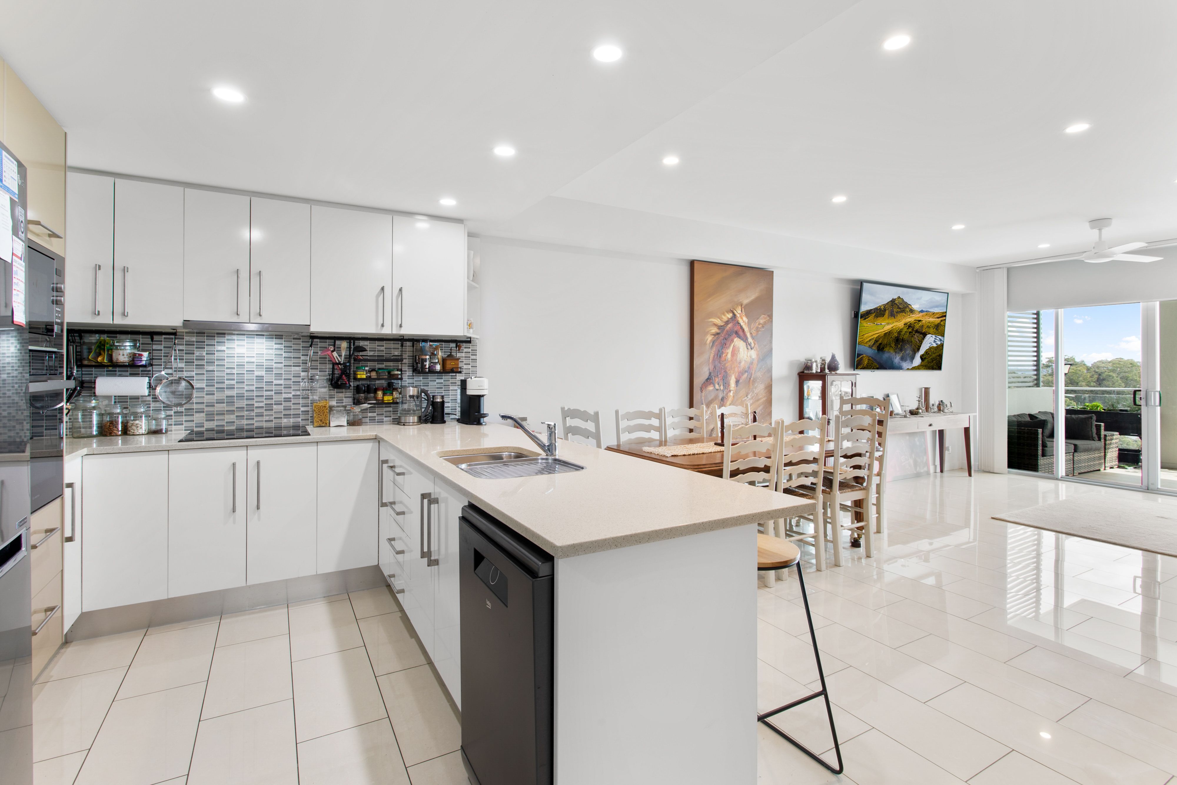 35/3 Angus Street — photo from Ray White Scarborough