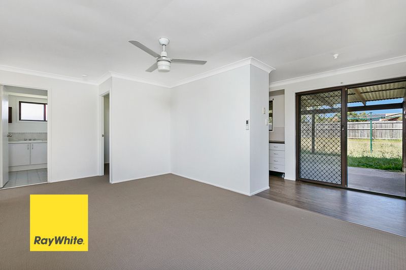 7 Knowles Close, Redbank Plains, QLD 4301