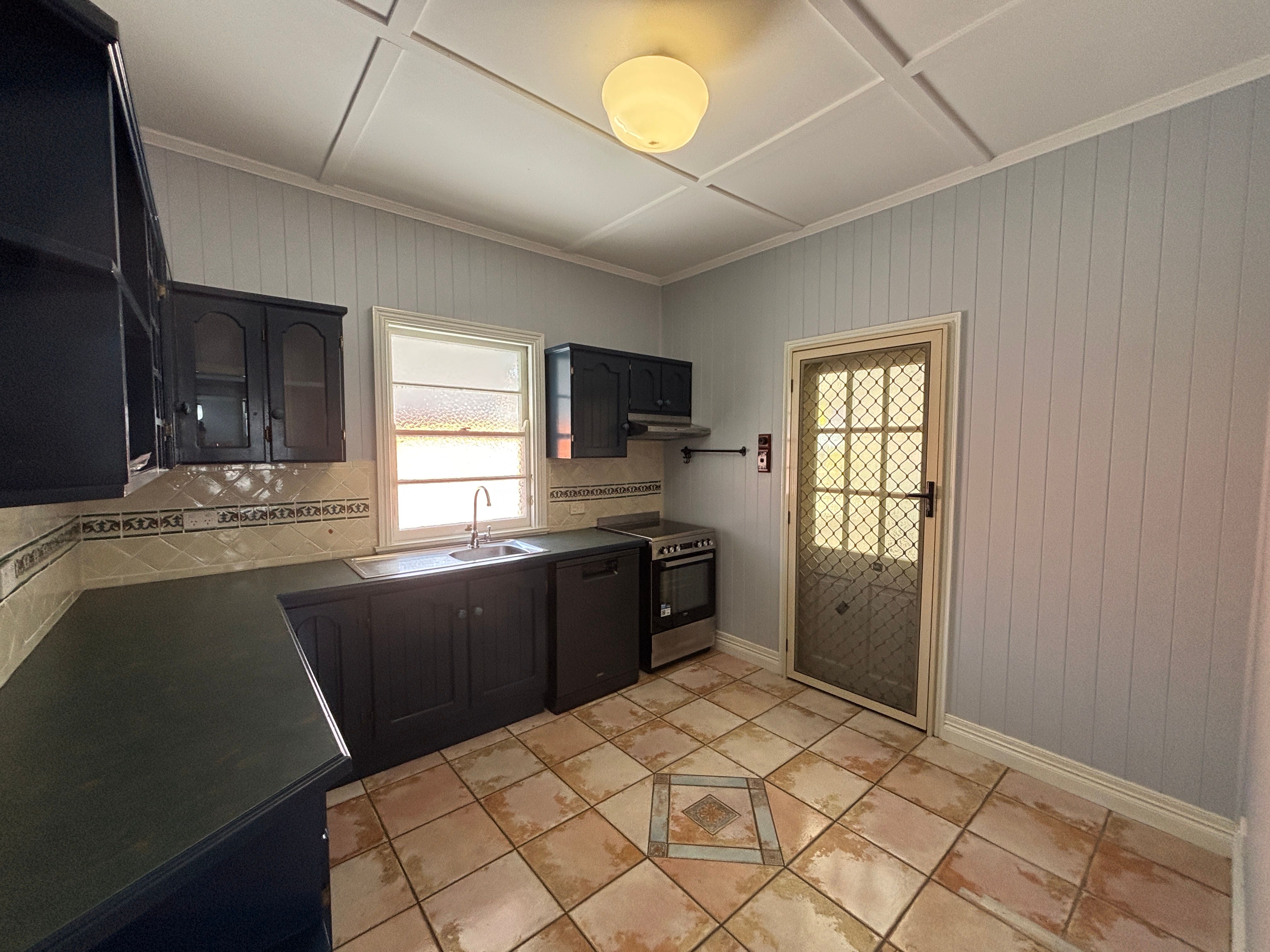 6 Bailey Street — photo 4 of 20