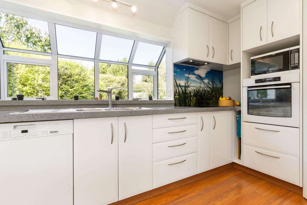 82A Withells Road photo 13