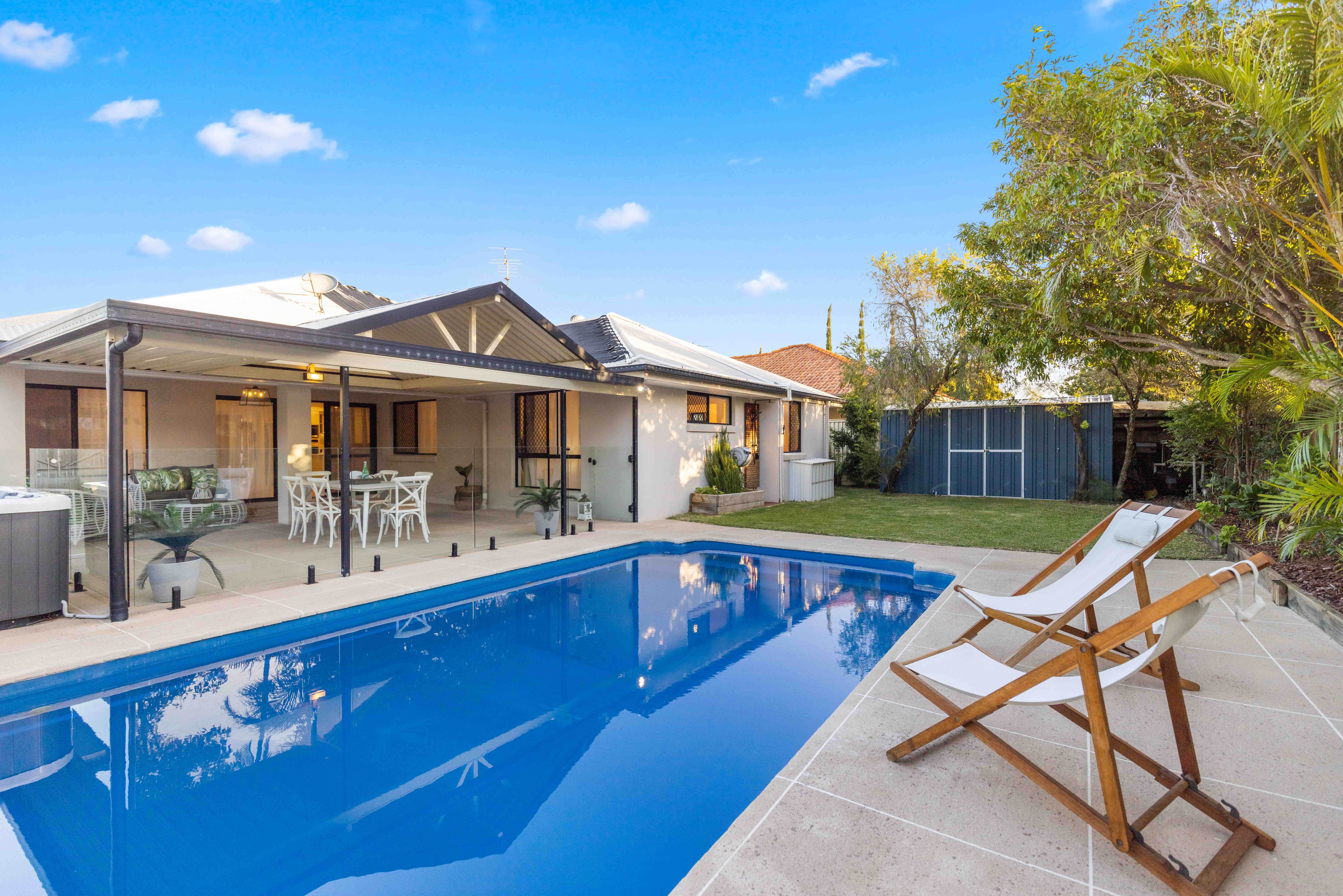 2 Antigua Court, Kawana Island, QLD 4575