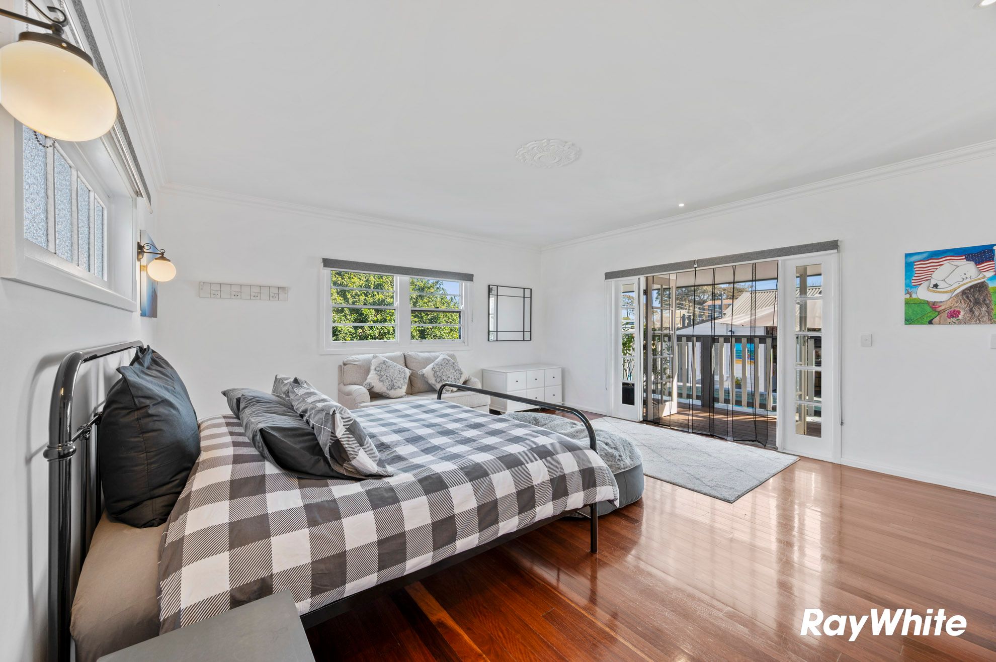 14 Tilba Street — photo 13 of 30