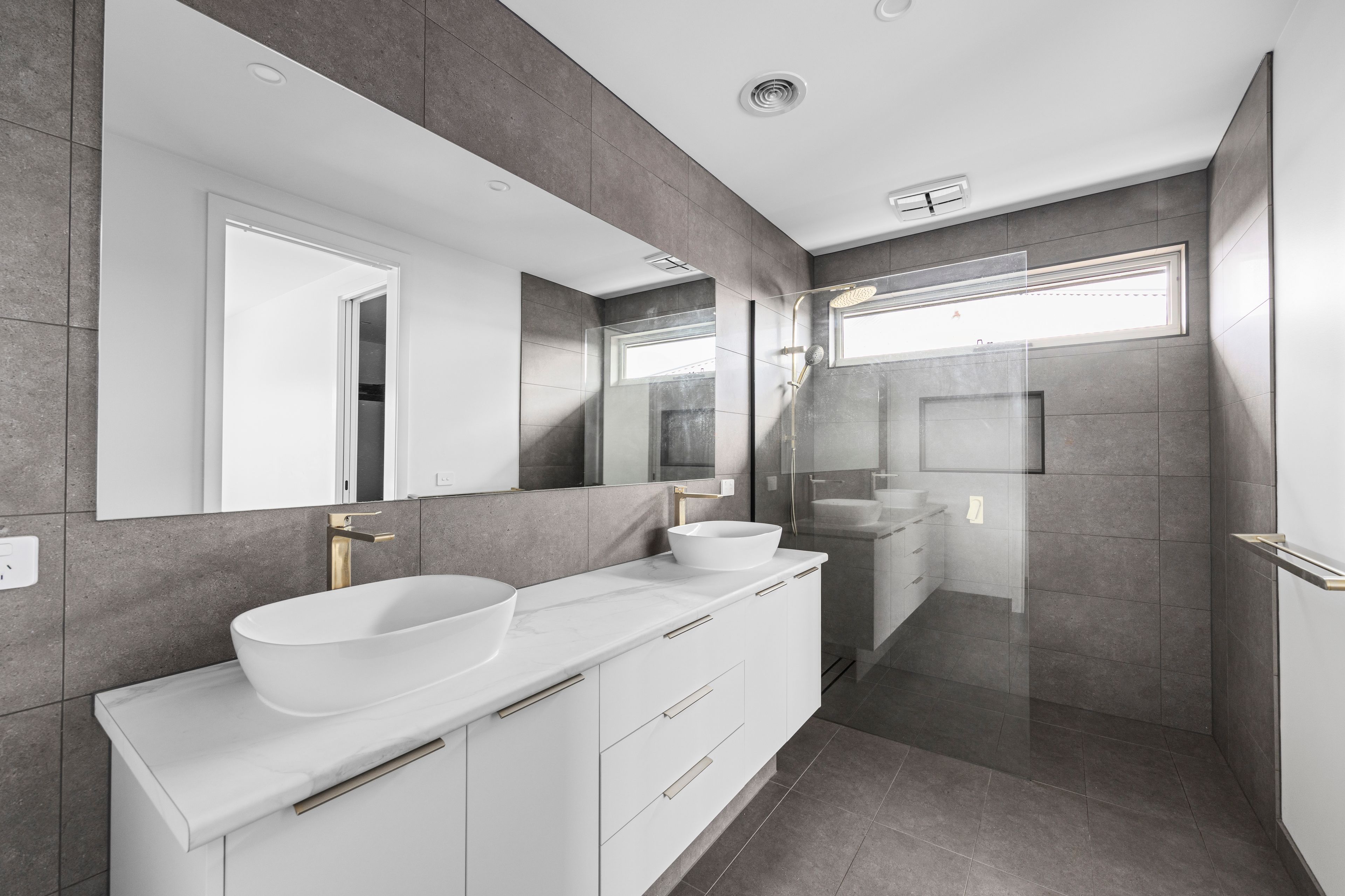 33 Moore Way — photo 8 of 10