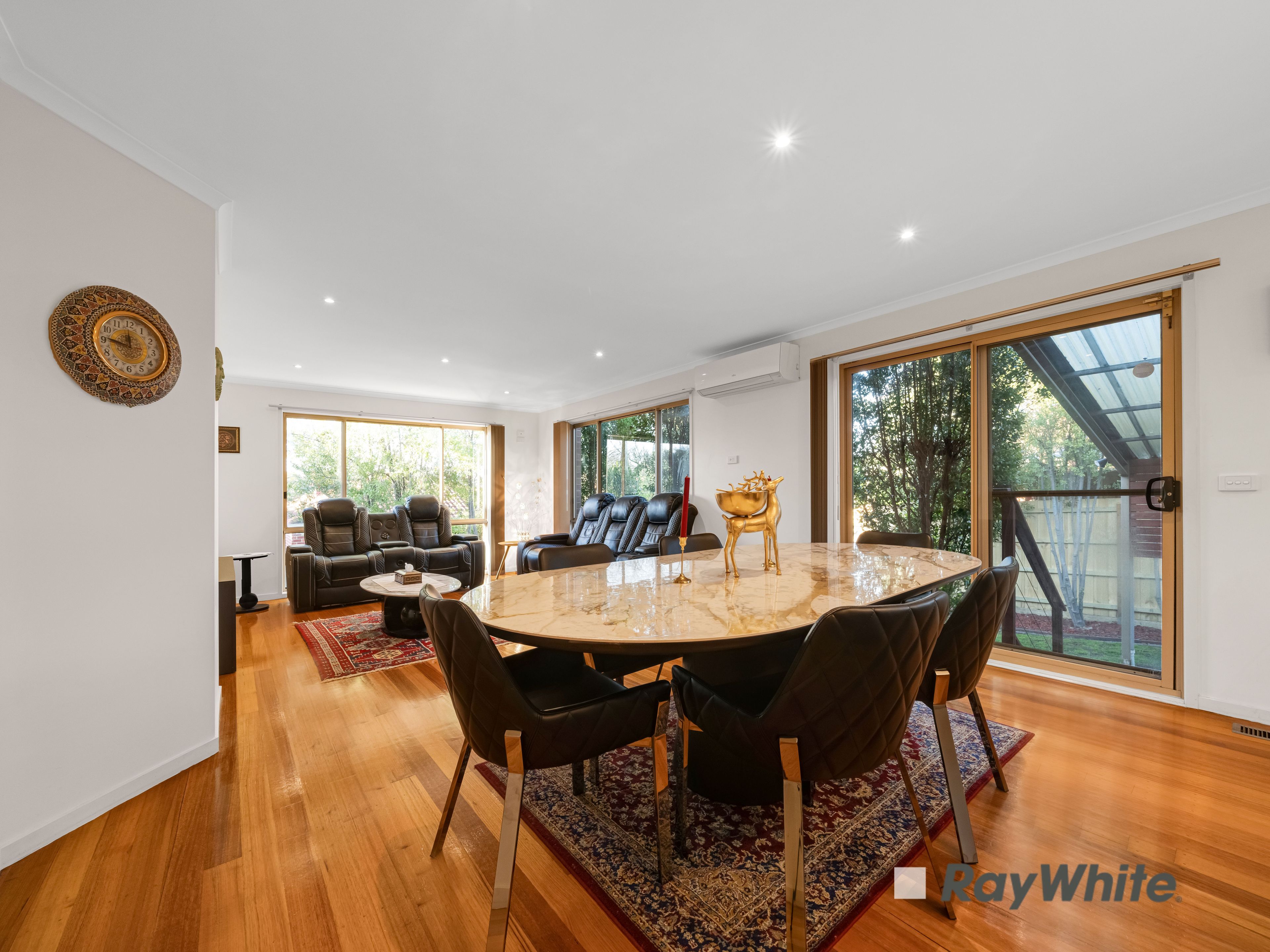 10 Frederick Rise — photo 3 of 26