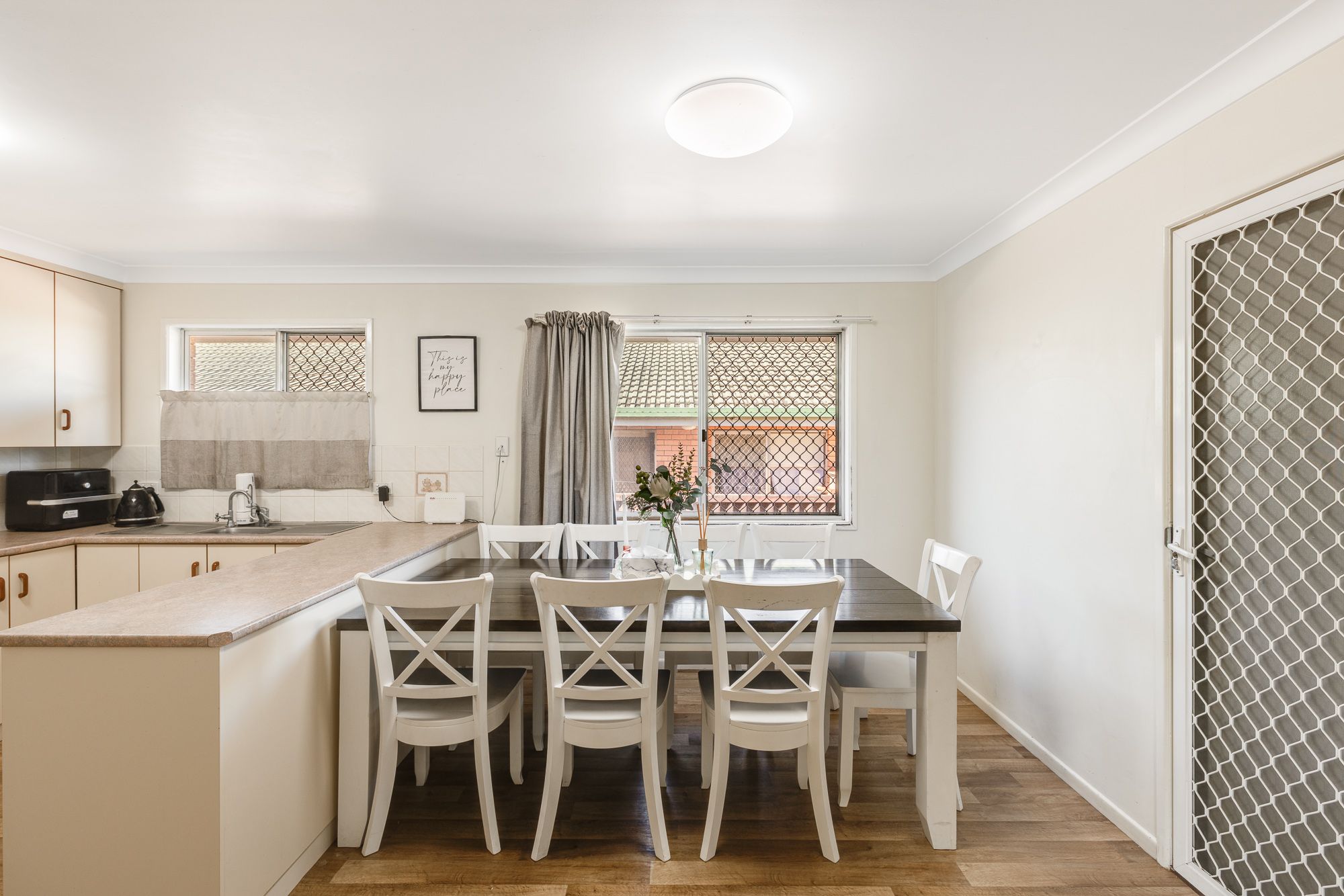 6 Denyer Street — photo 10 of 15