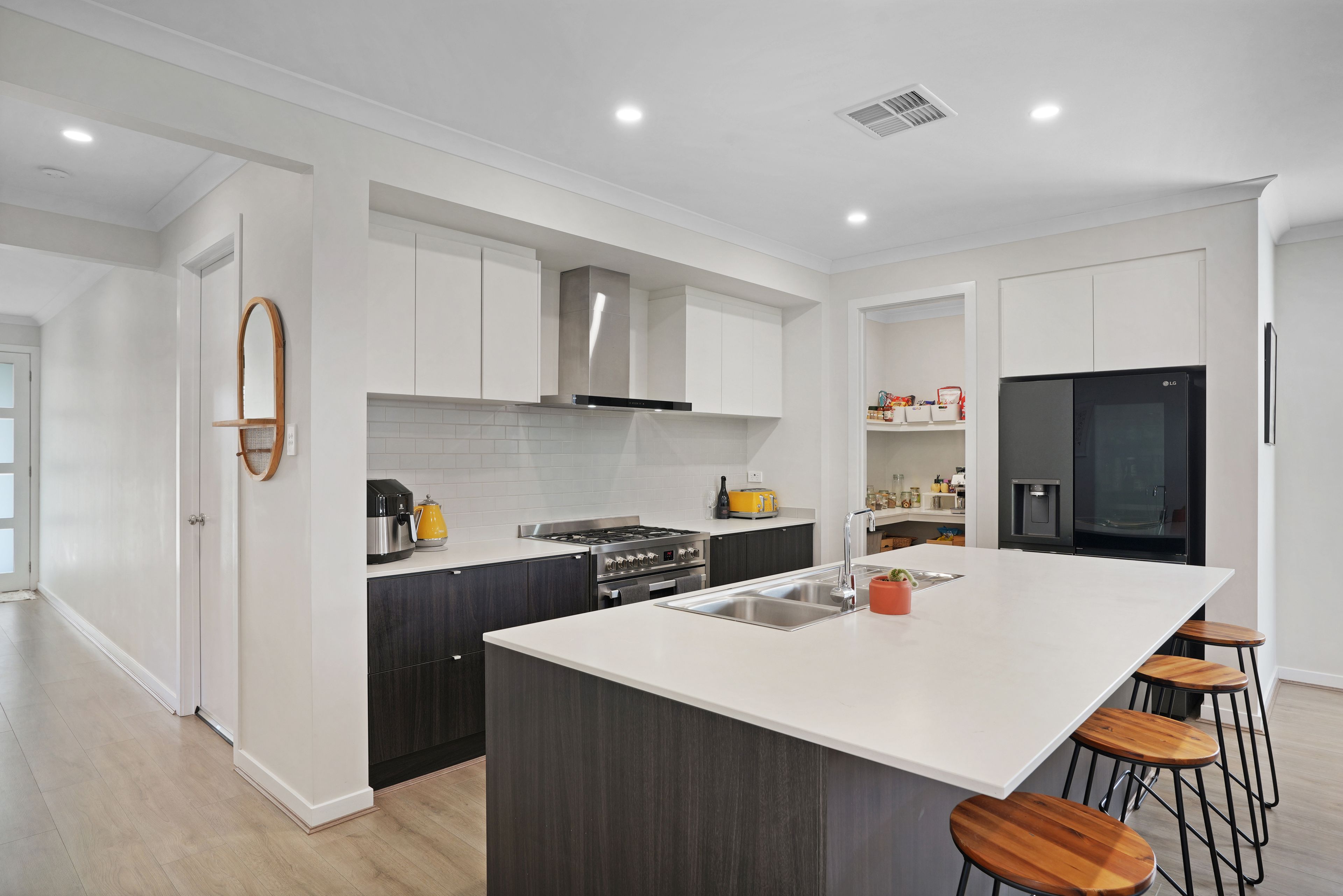 24 Verdello Drive — photo 6 of 16