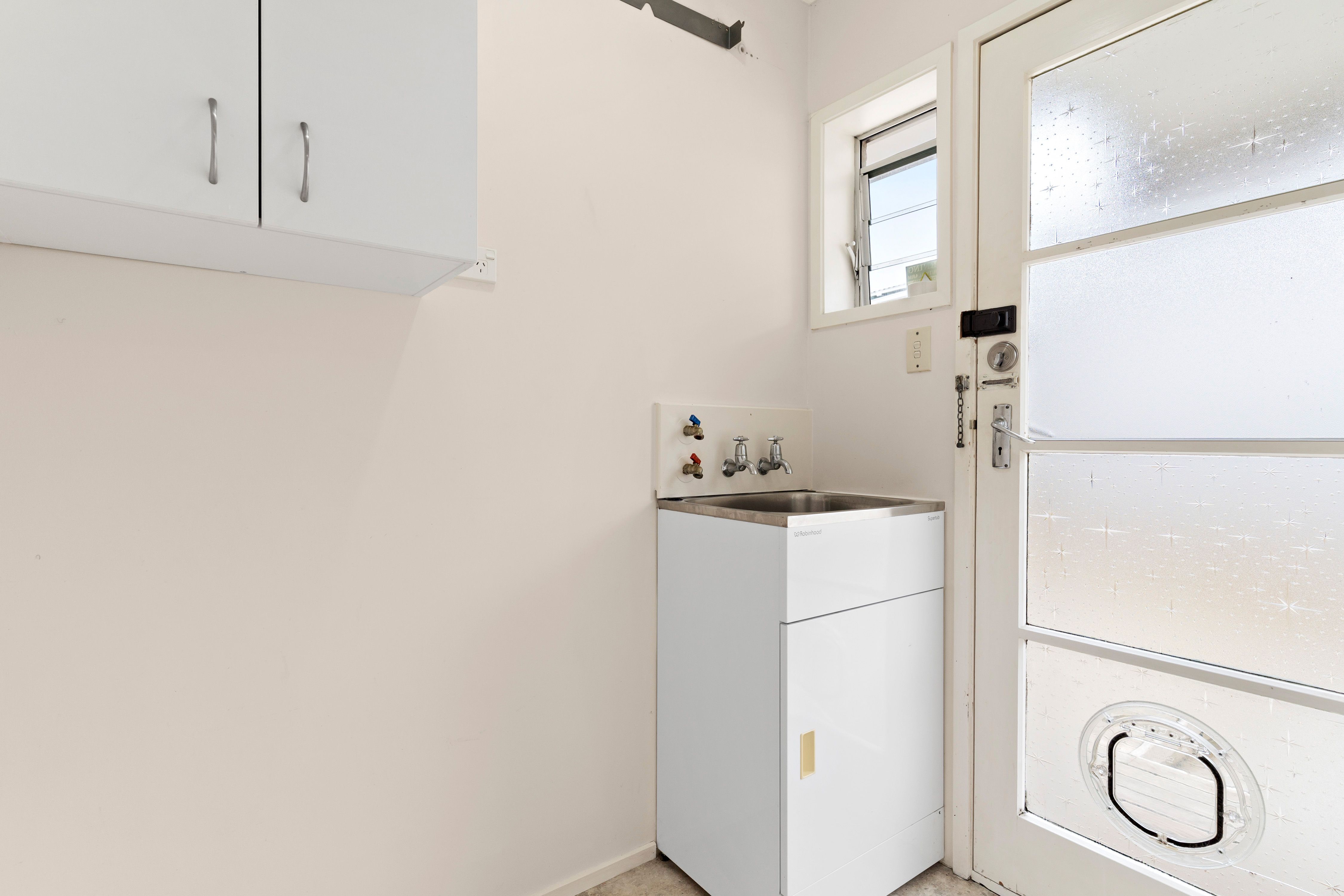 2/1 Flagstaff Place, Massey, Waitakere City