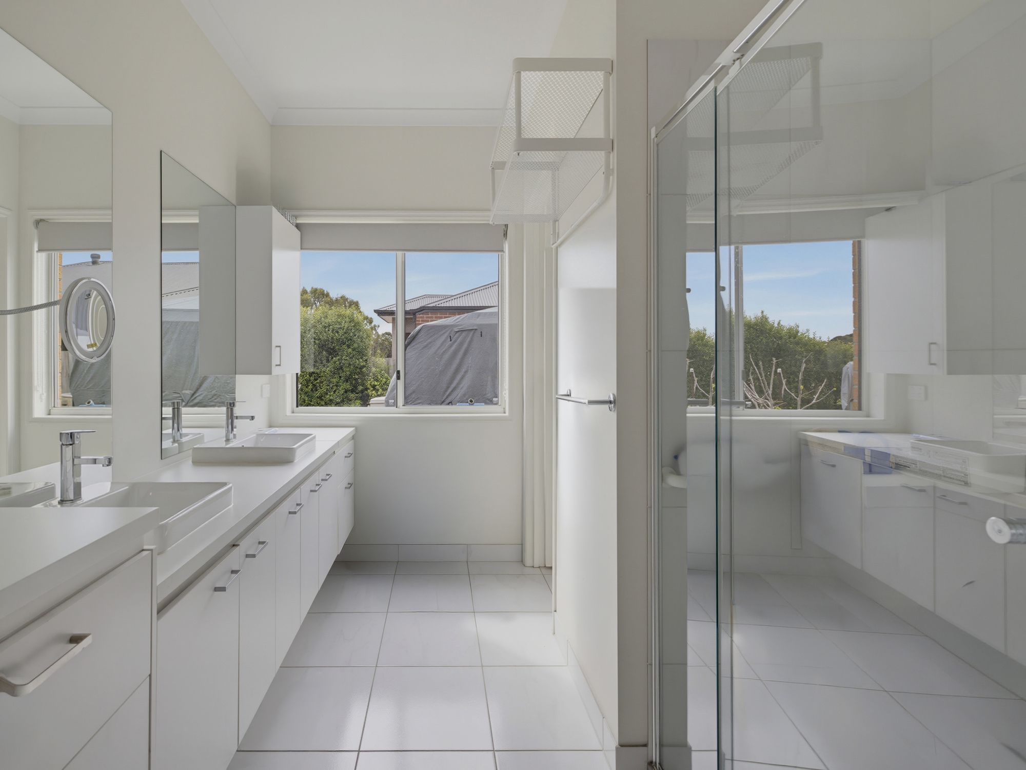 25 Vicars Avenue — photo 8 of 19