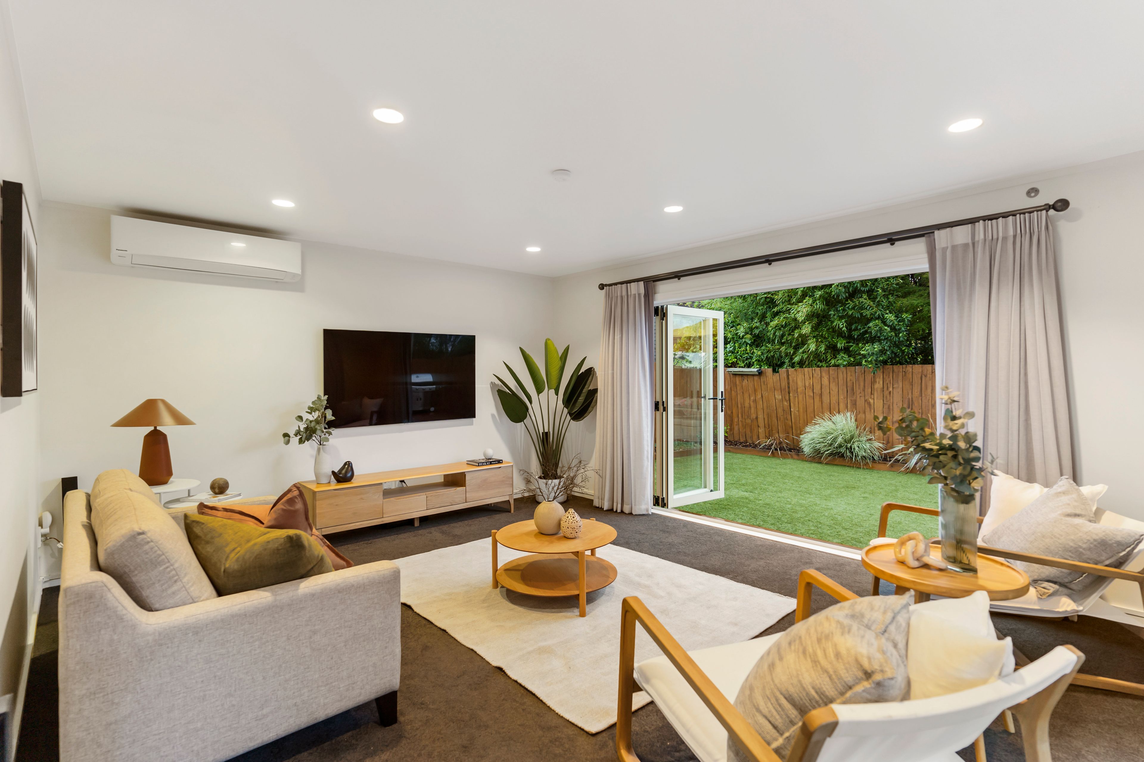 94a Verbena Road, Birkdale, North Shore City