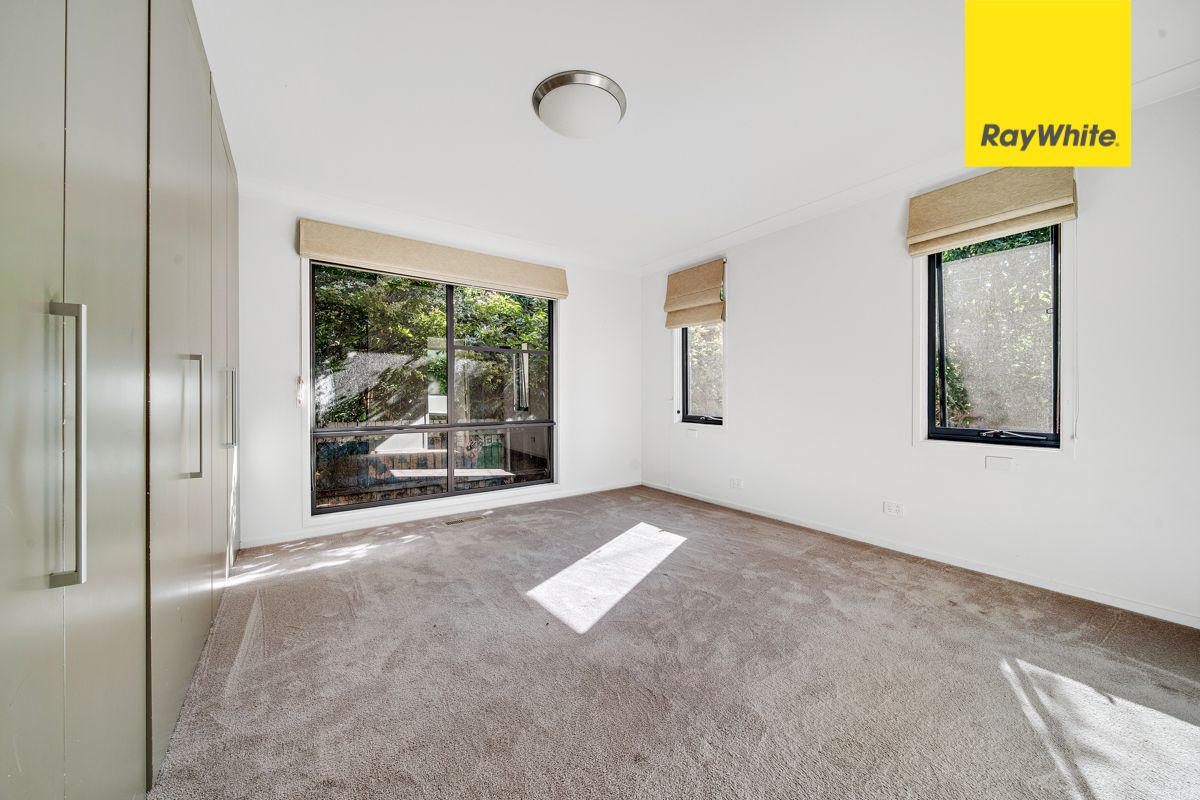 8 Grevillea Street — photo 4 of 12