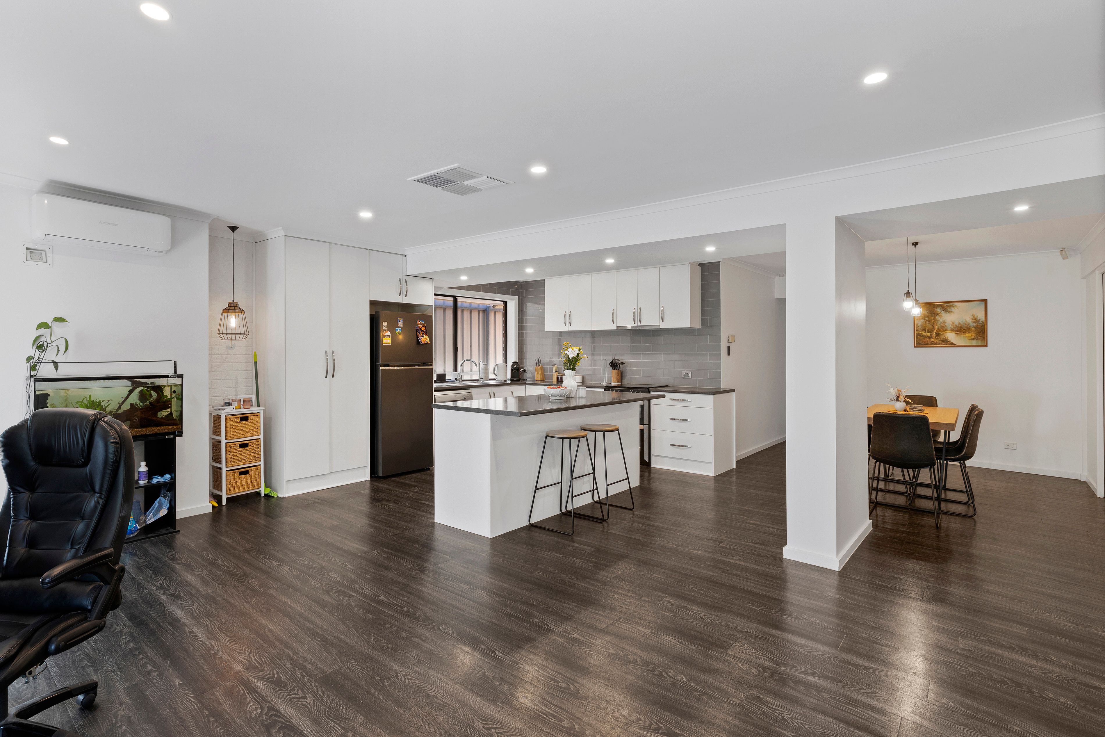 13 Smugglers Drive, Seaford Rise, SA 5169