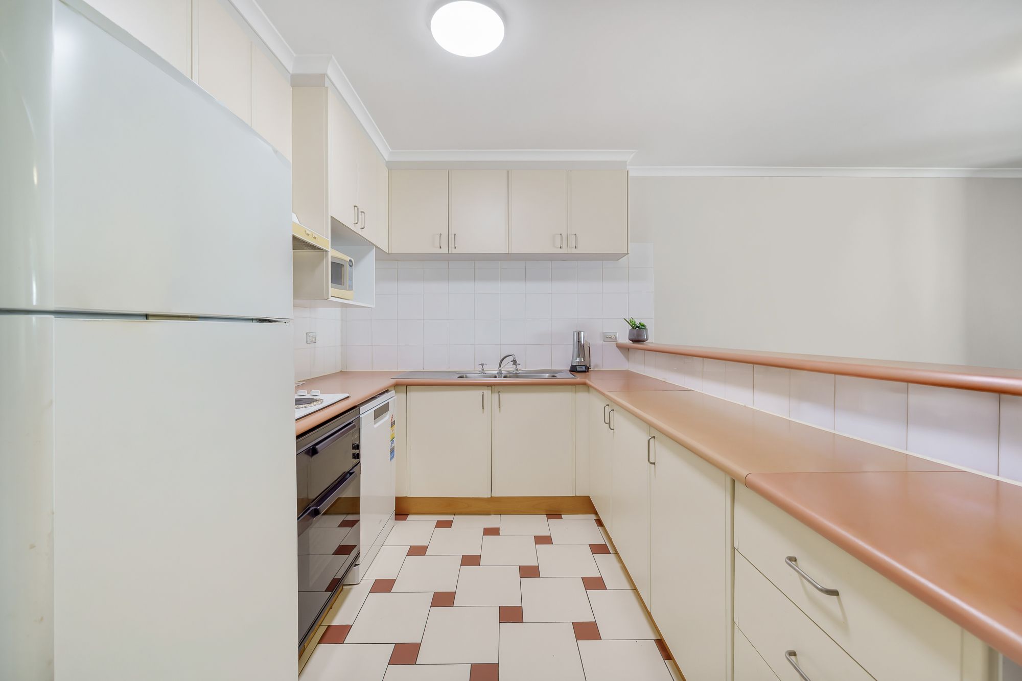 22/460-482 Jones Street — photo 2 of 10
