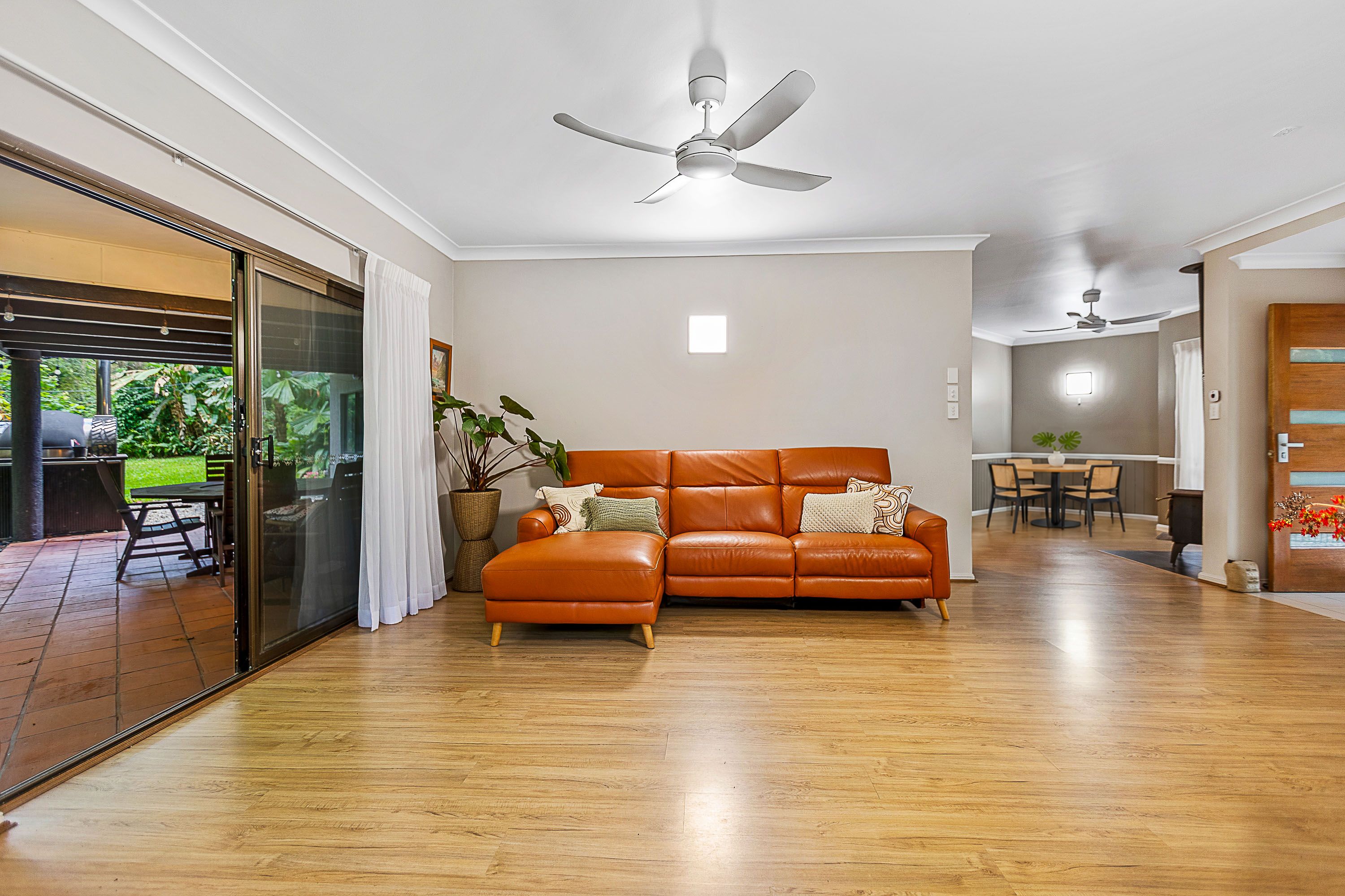 17 Bangalow Place — photo 4 of 27