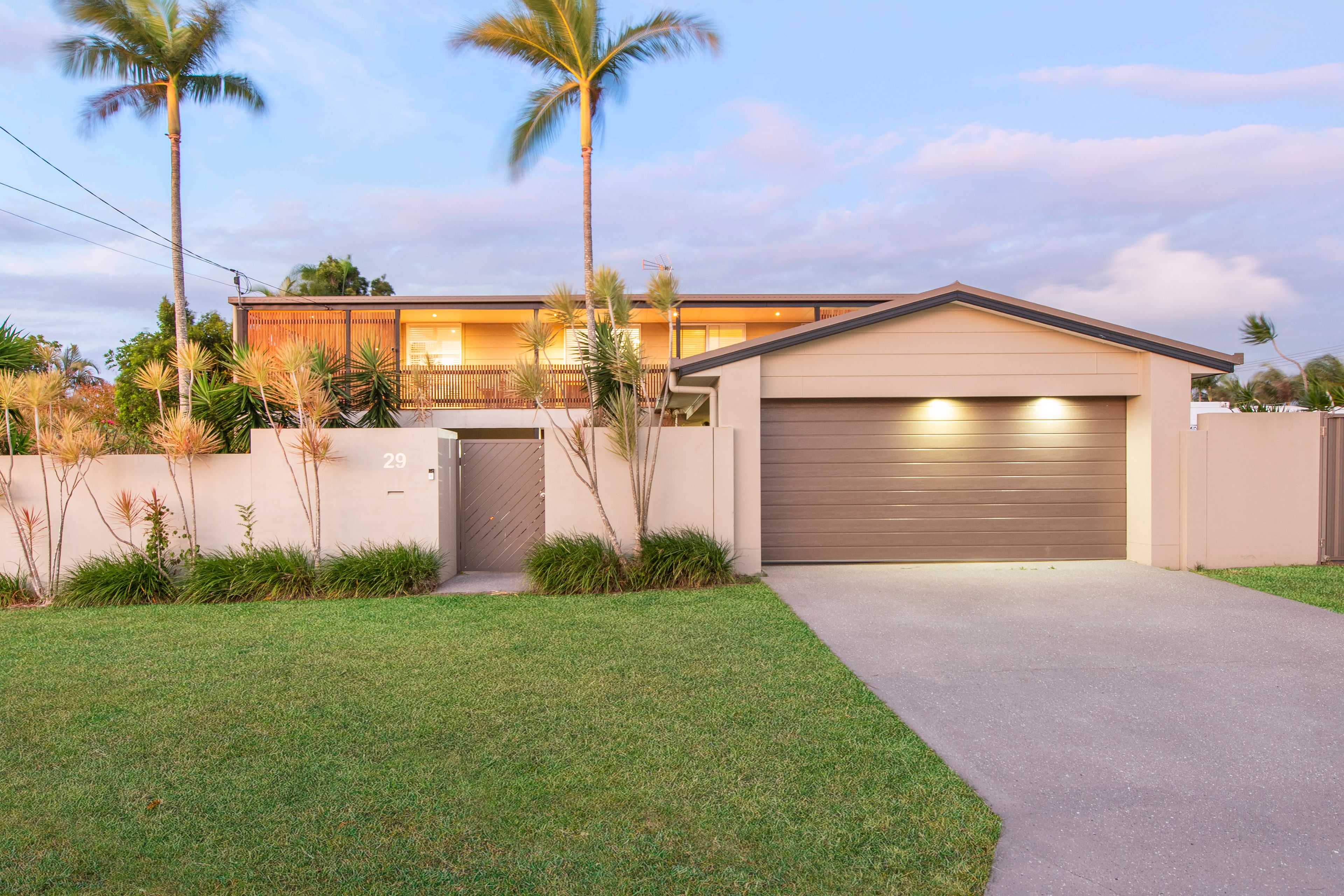 29 Akoonah Street, Hope Island, QLD 4212