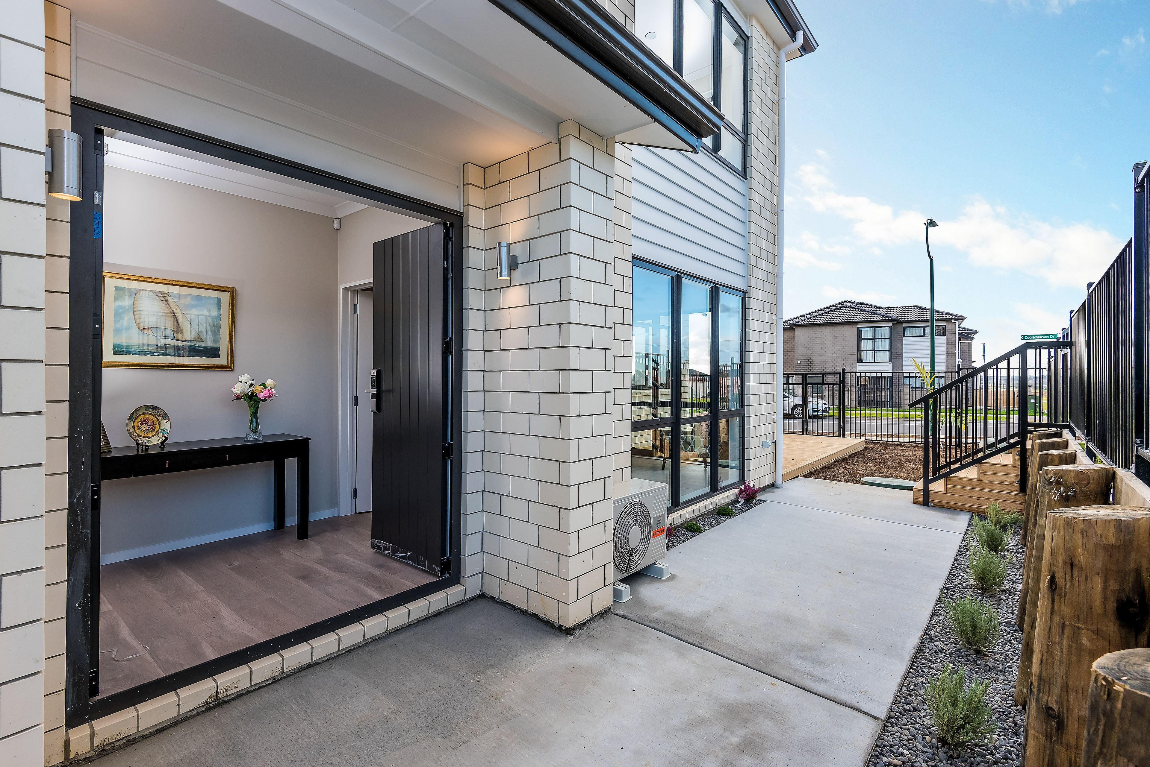 2 Cooladawson Drive, Flat Bush, Manukau City
