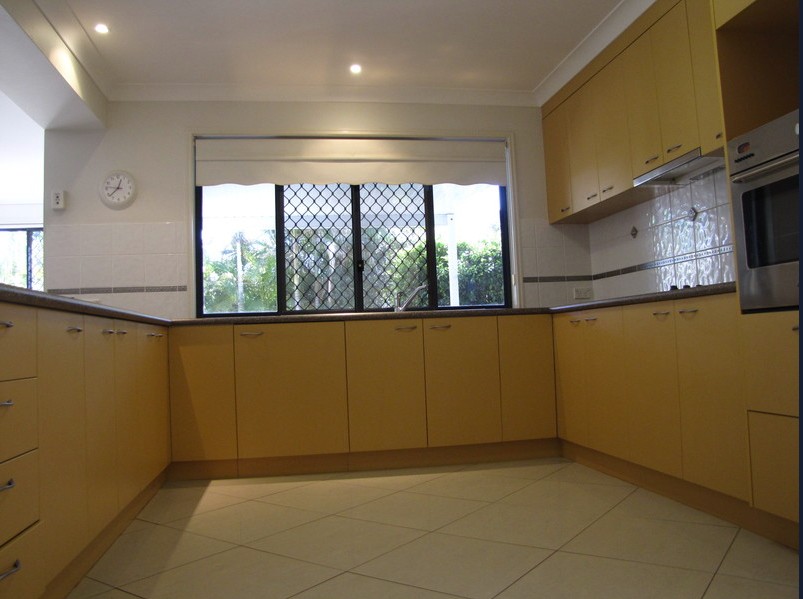 7 MOUNT ARCHER Road, Parkinson, QLD 4115