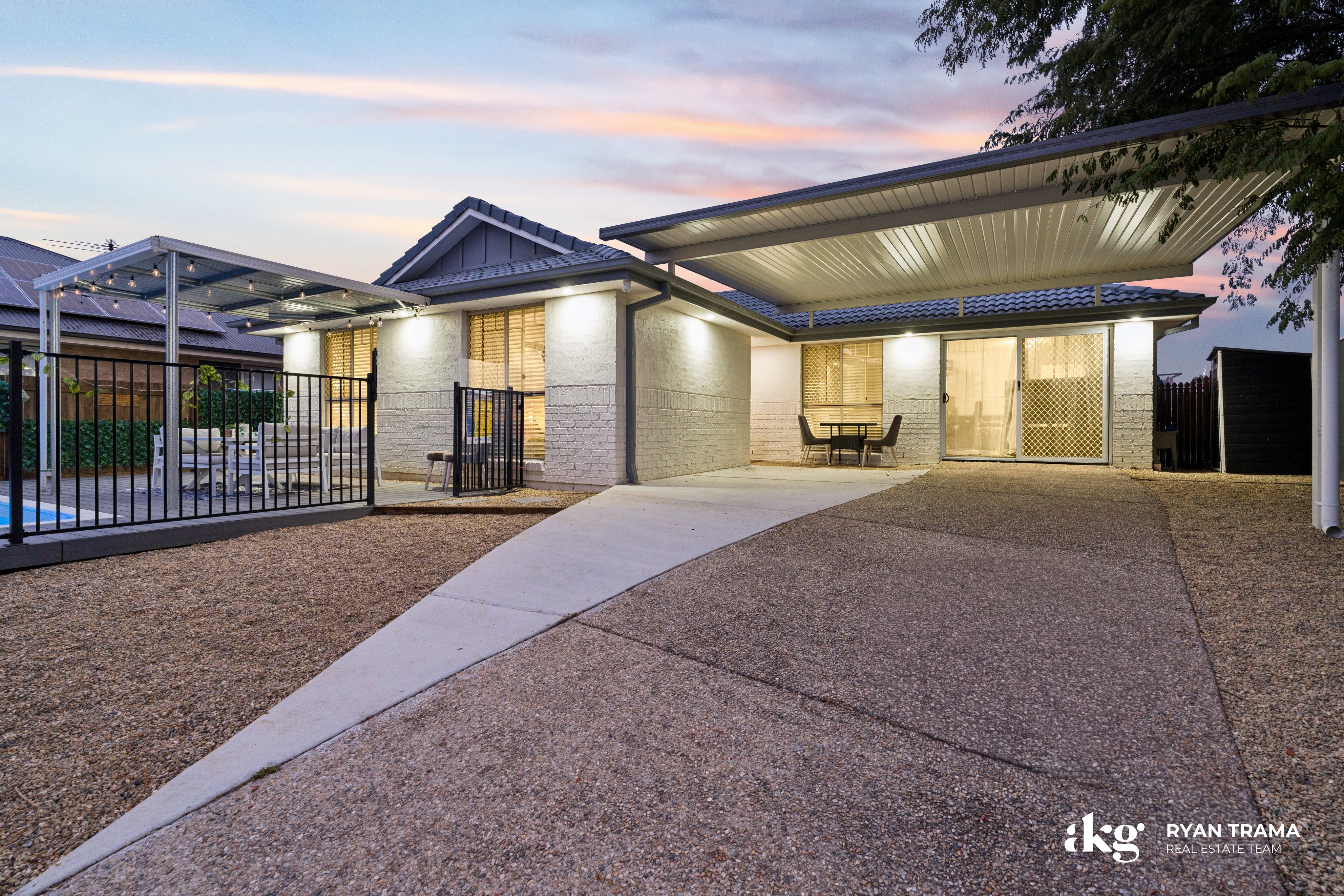 14 Lake Wivenhoe Court — photo 5 of 30