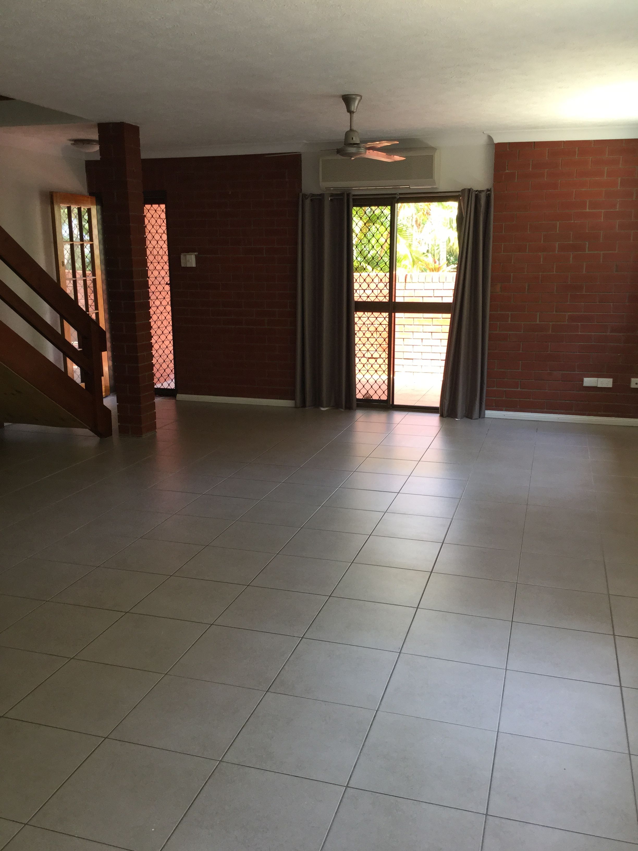 8/33 Scenic Highway - APPLICATION APPROVED, Cooee Bay, QLD 4703