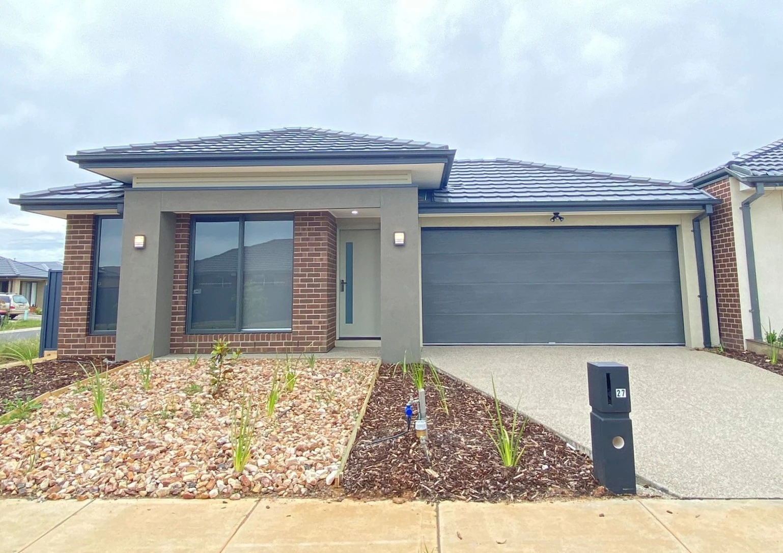 27 Moroka Avenue, WEIR VIEWS, VIC 3338