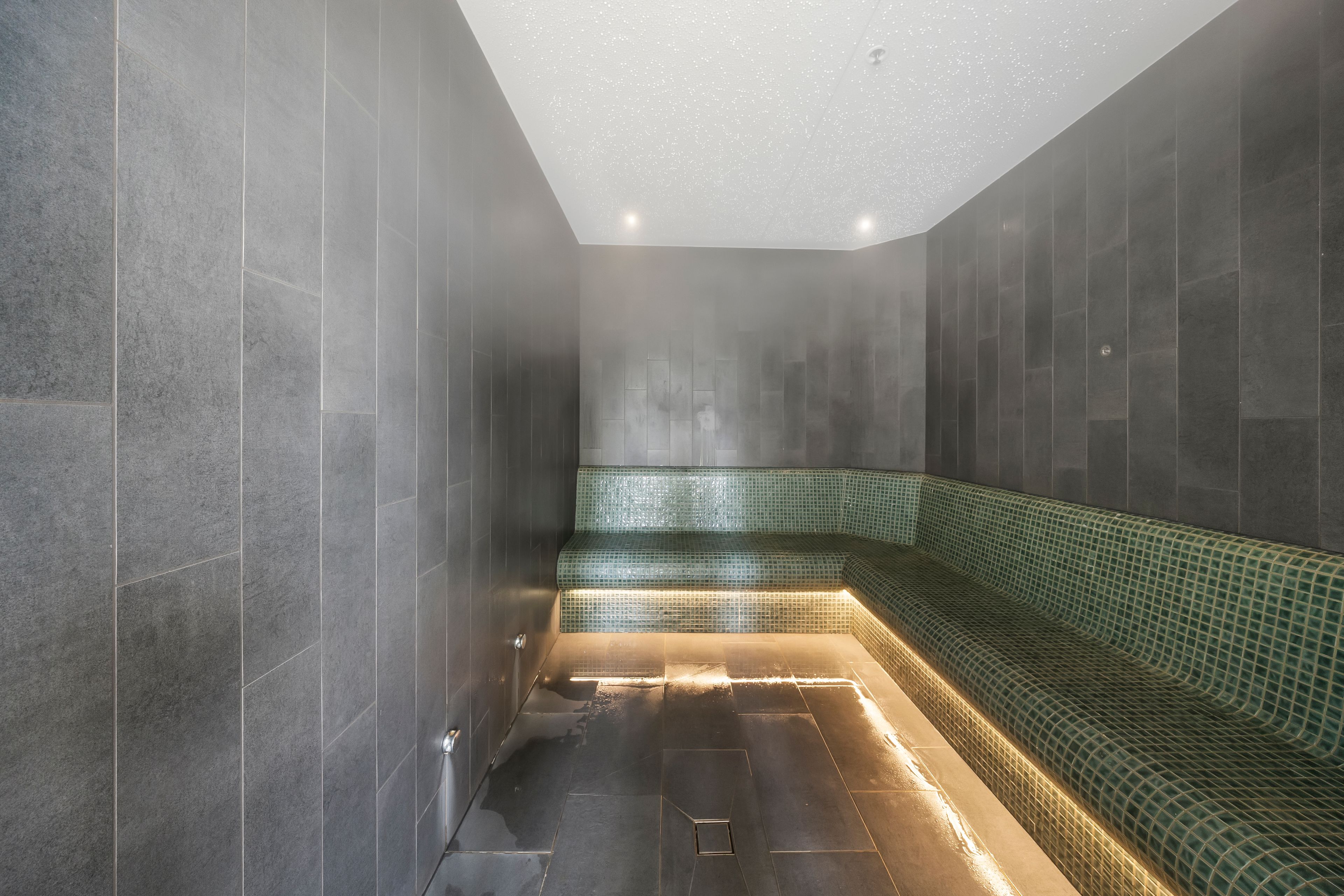 802/8 Margaret Street — photo 12 of 18