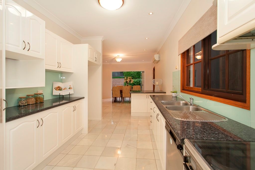 103 Stephen Street, Camp Hill, QLD 4152
