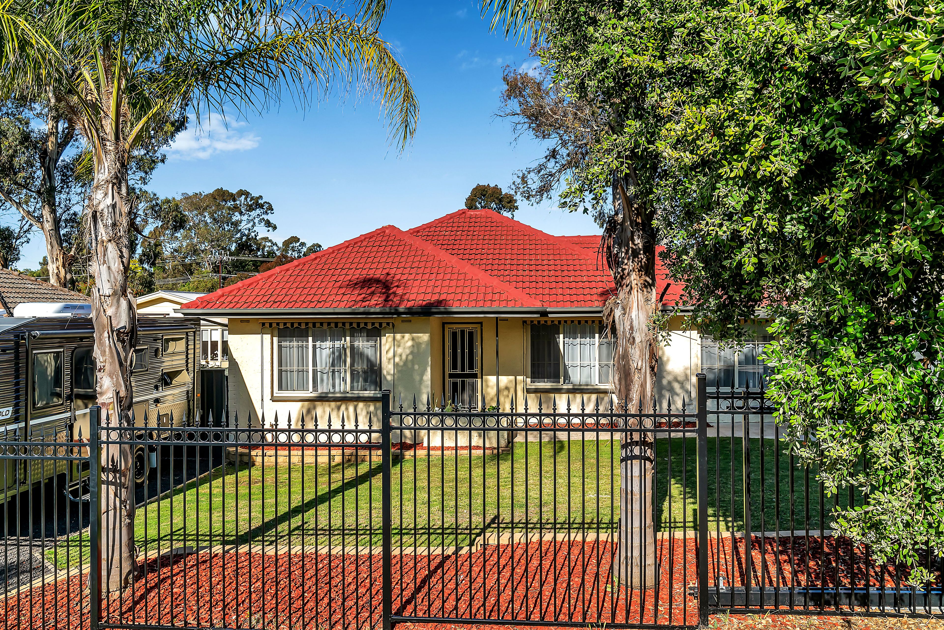 9 Pickworth Road, Fairview Park, SA 5126