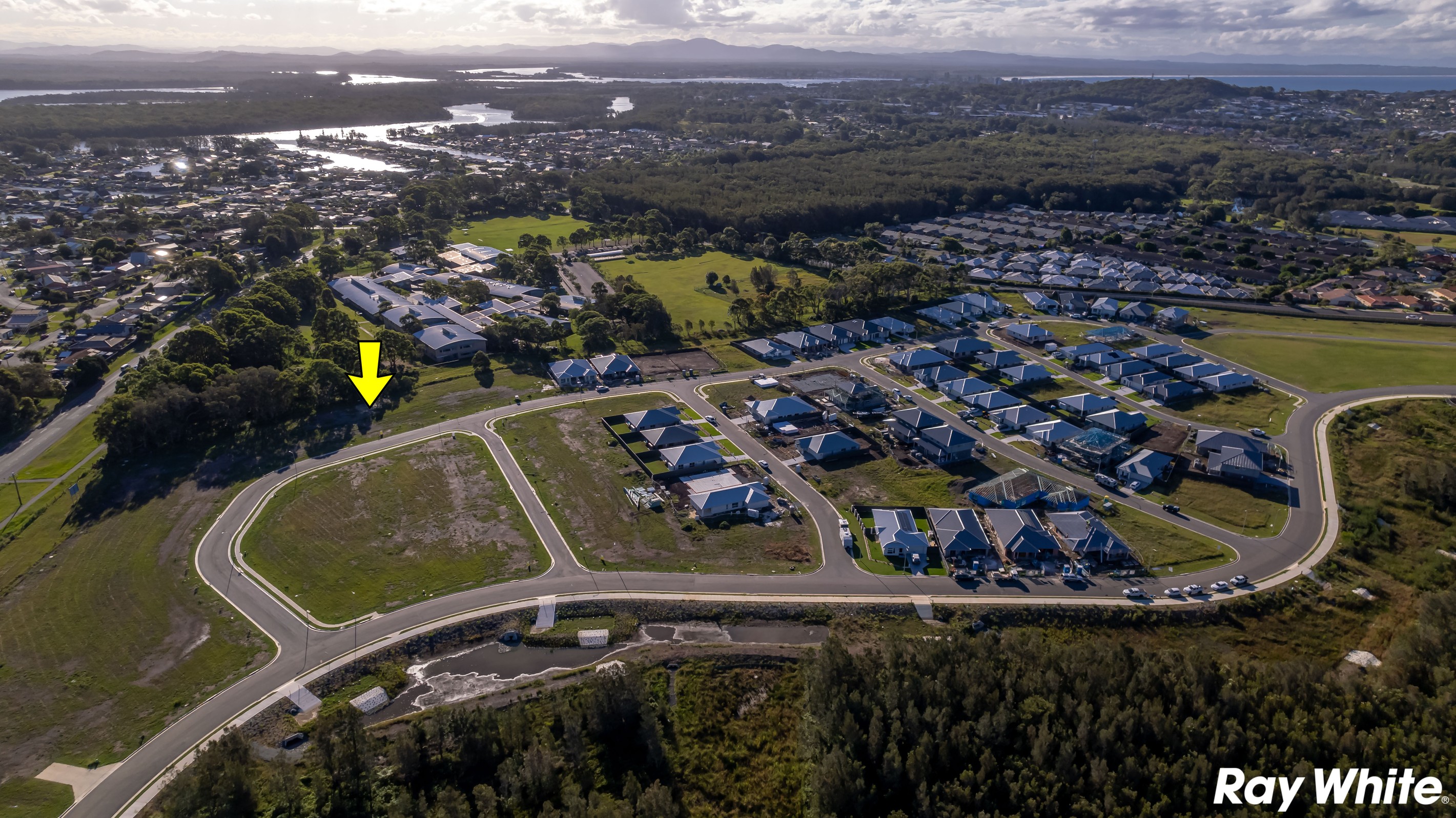 60 Iluka Boulevard, Forster, NSW 2428