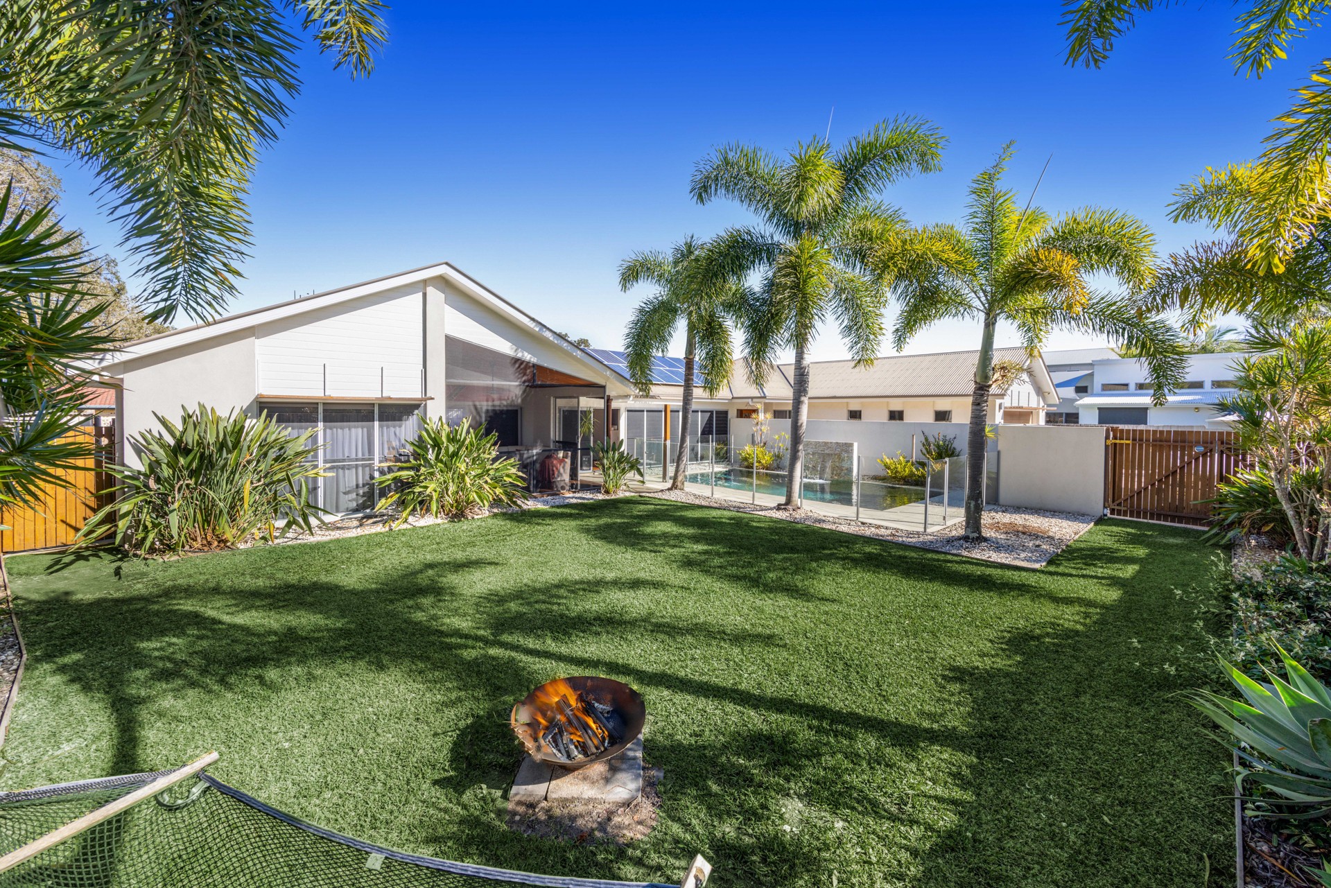 23 North Beach Place, Mudjimba, QLD 4564